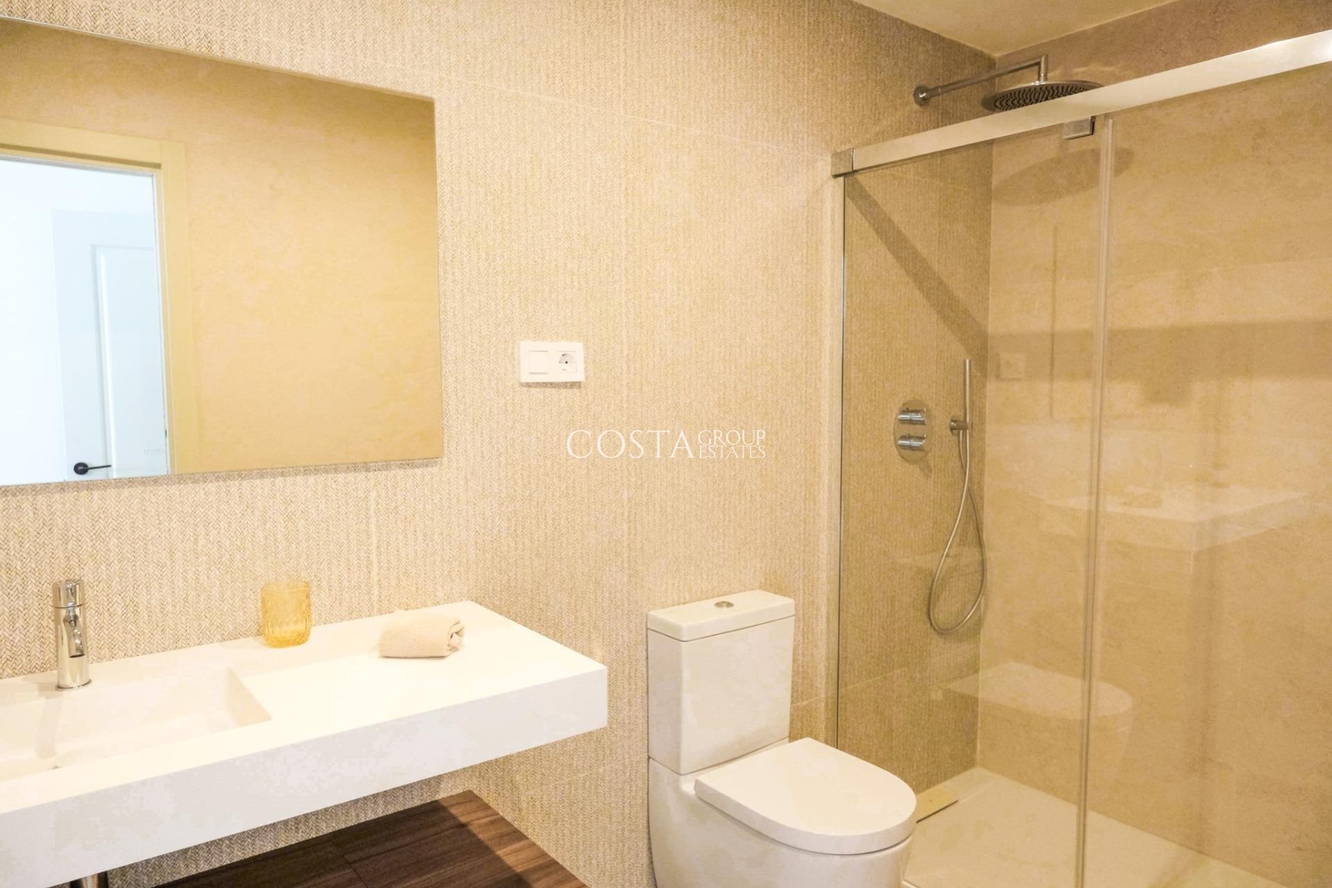 Nowy budynek - Apartments -
Málaga - Playa de la Malagueta