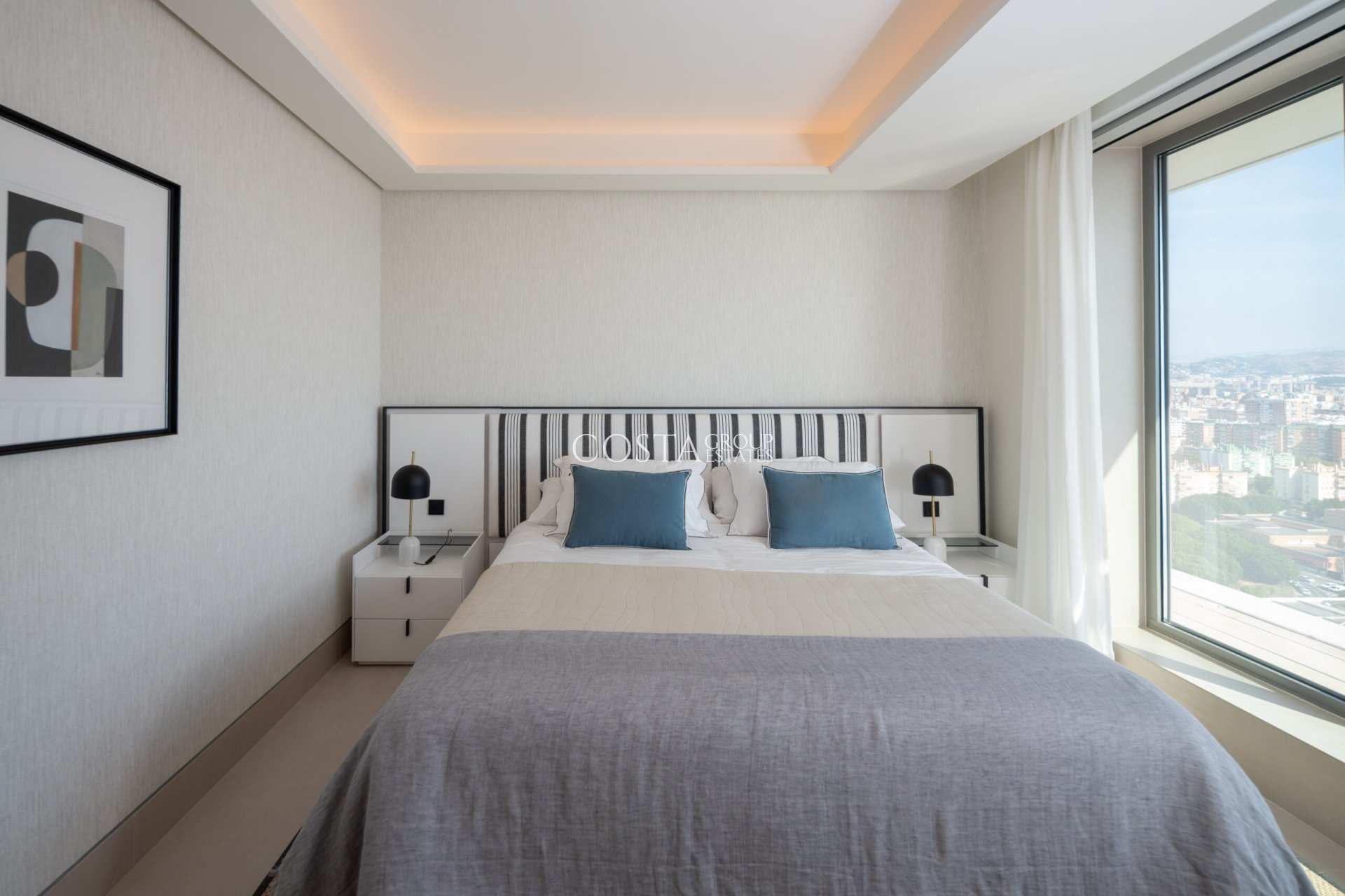 Nowy budynek - Apartments -
Málaga