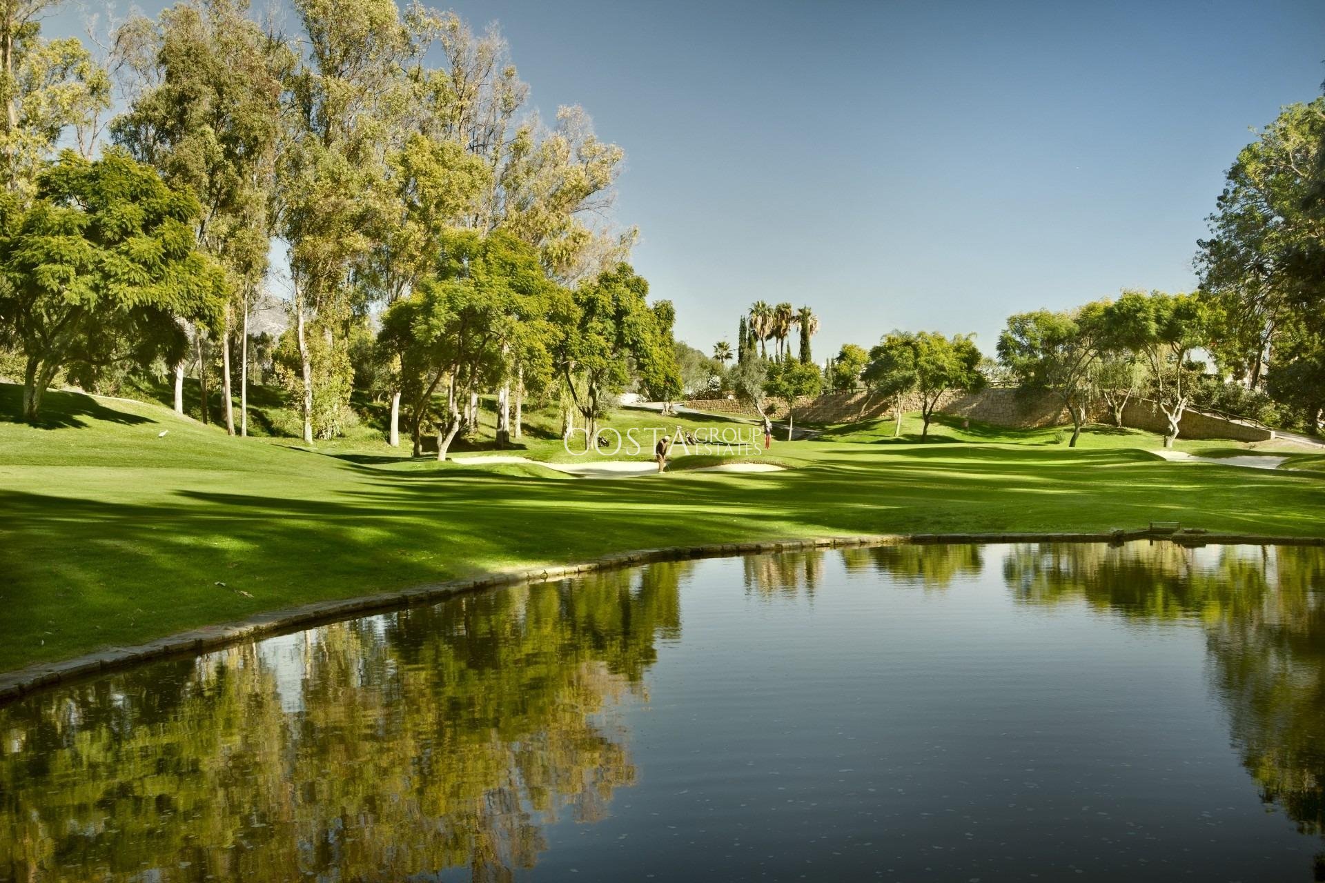 Nowy budynek - Apartments -
Marbella - Nueva Andalucia