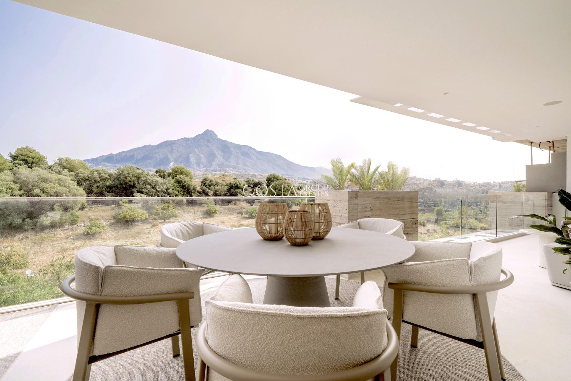 Nowy budynek - Apartments -
Marbella - Nueva Andalucia