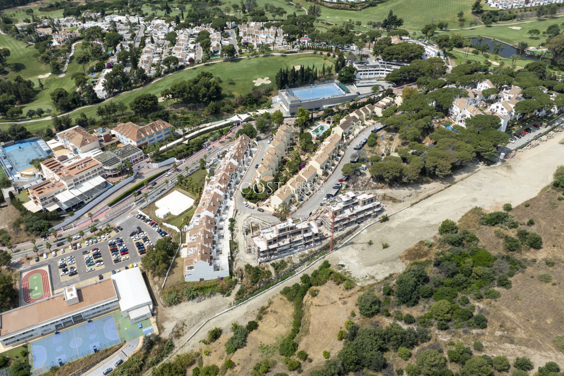 Nowy budynek - Apartments -
Marbella