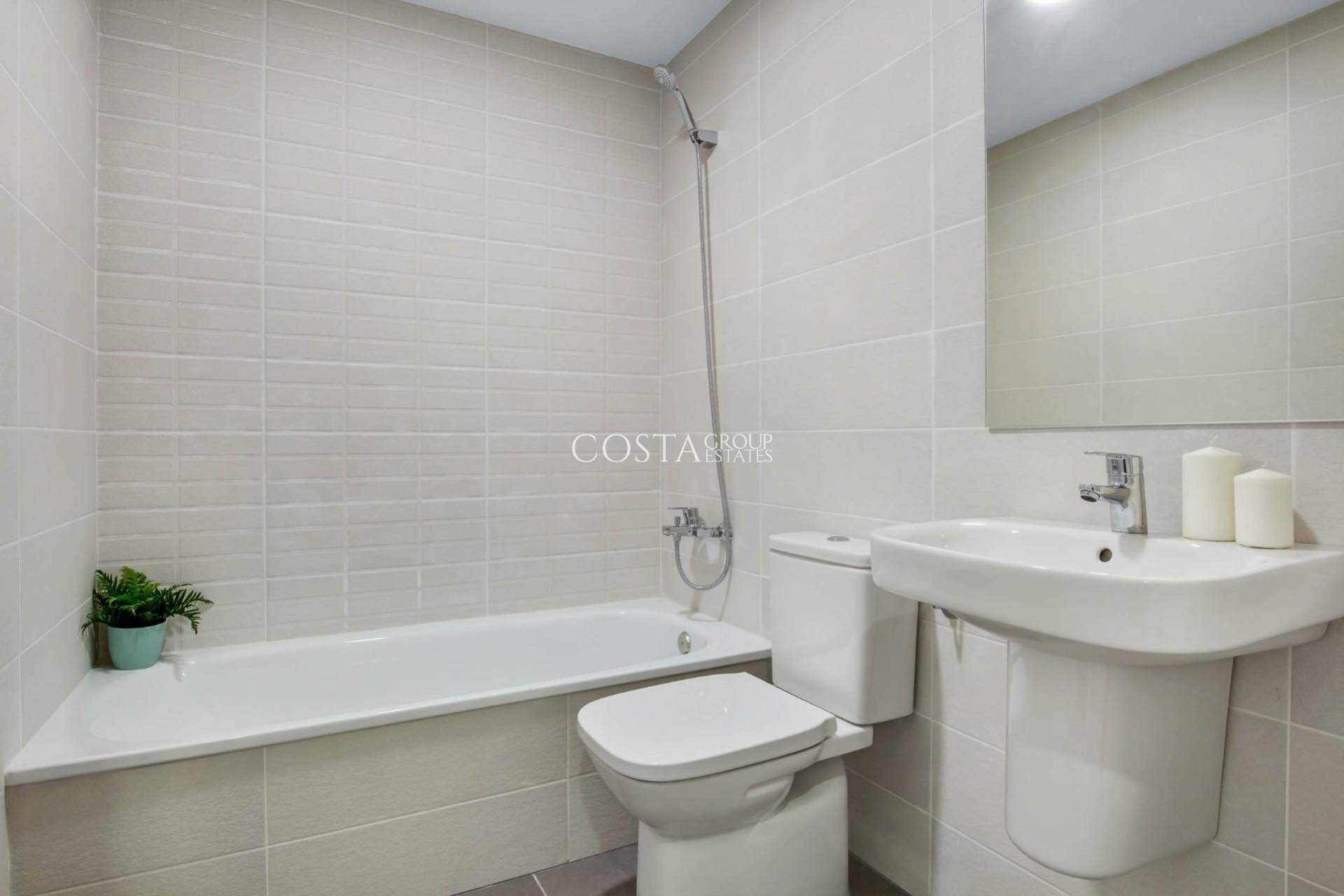 Nowy budynek - Apartments -
Mijas - Las Lagunas