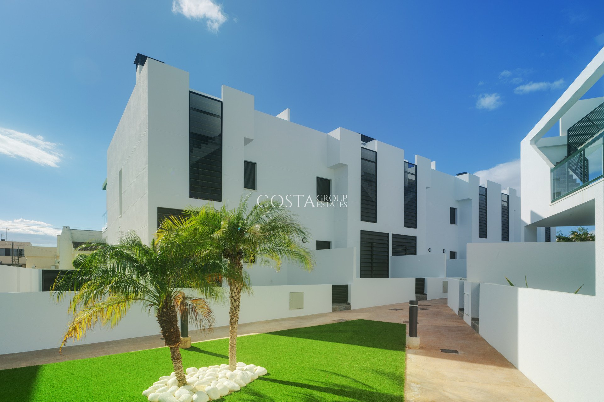 Nowy budynek - Apartments -
Mil Palmeras