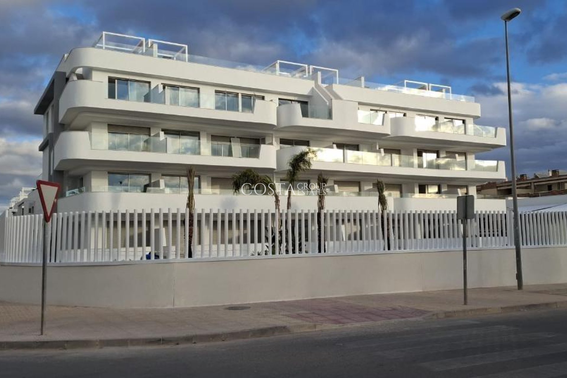 Nowy budynek - Apartments -
Orihuela Costa - Lomas de Cabo Roig