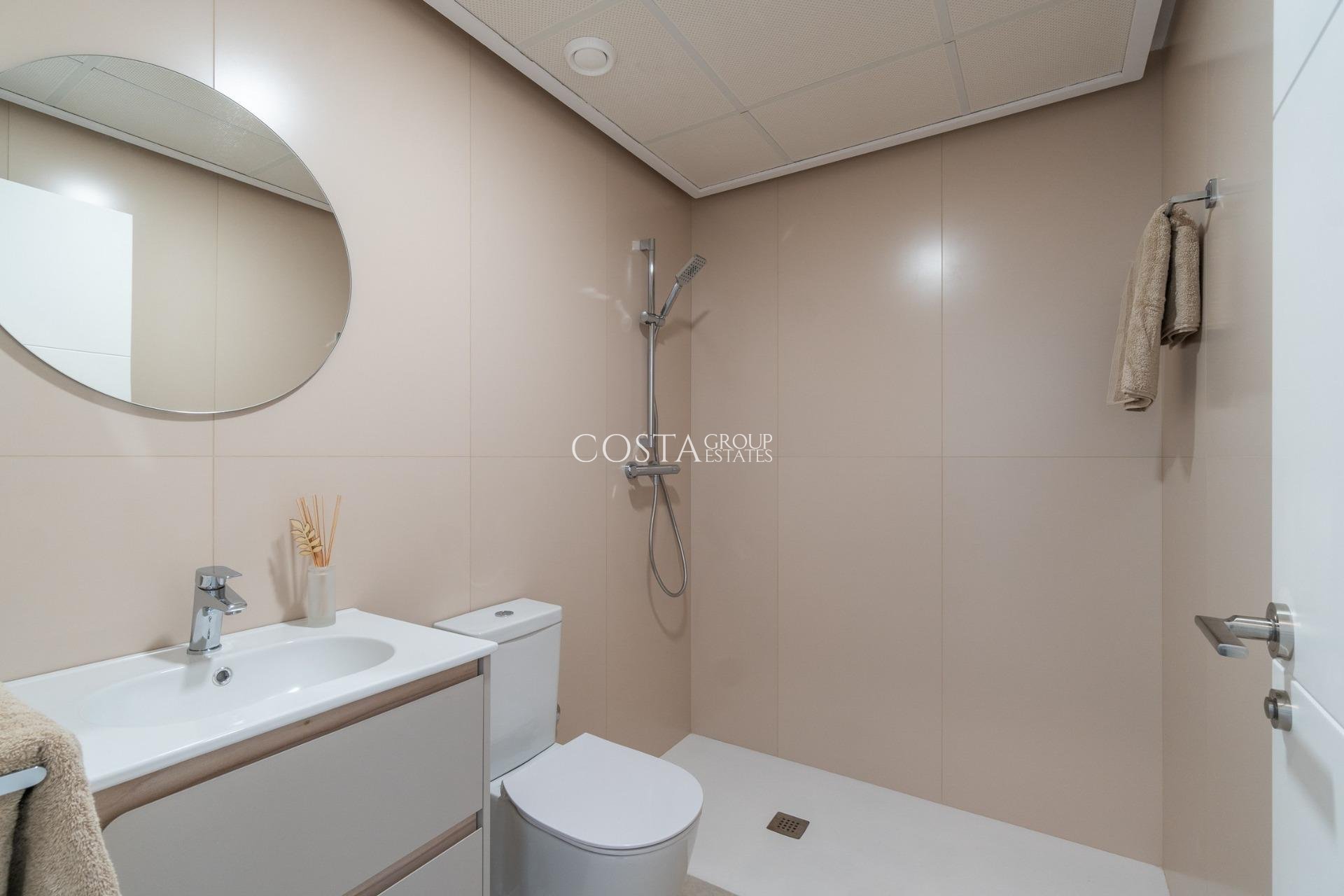 Nowy budynek - Apartments -
Orihuela Costa - Playa Flamenca