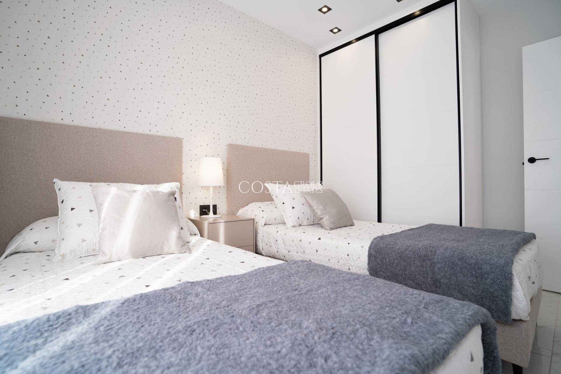Nowy budynek - Apartments -
Pilar de la Horadada - pueblo