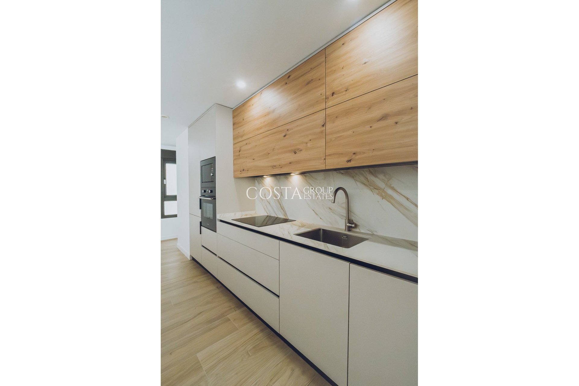 Nowy budynek - Apartments -
Redován