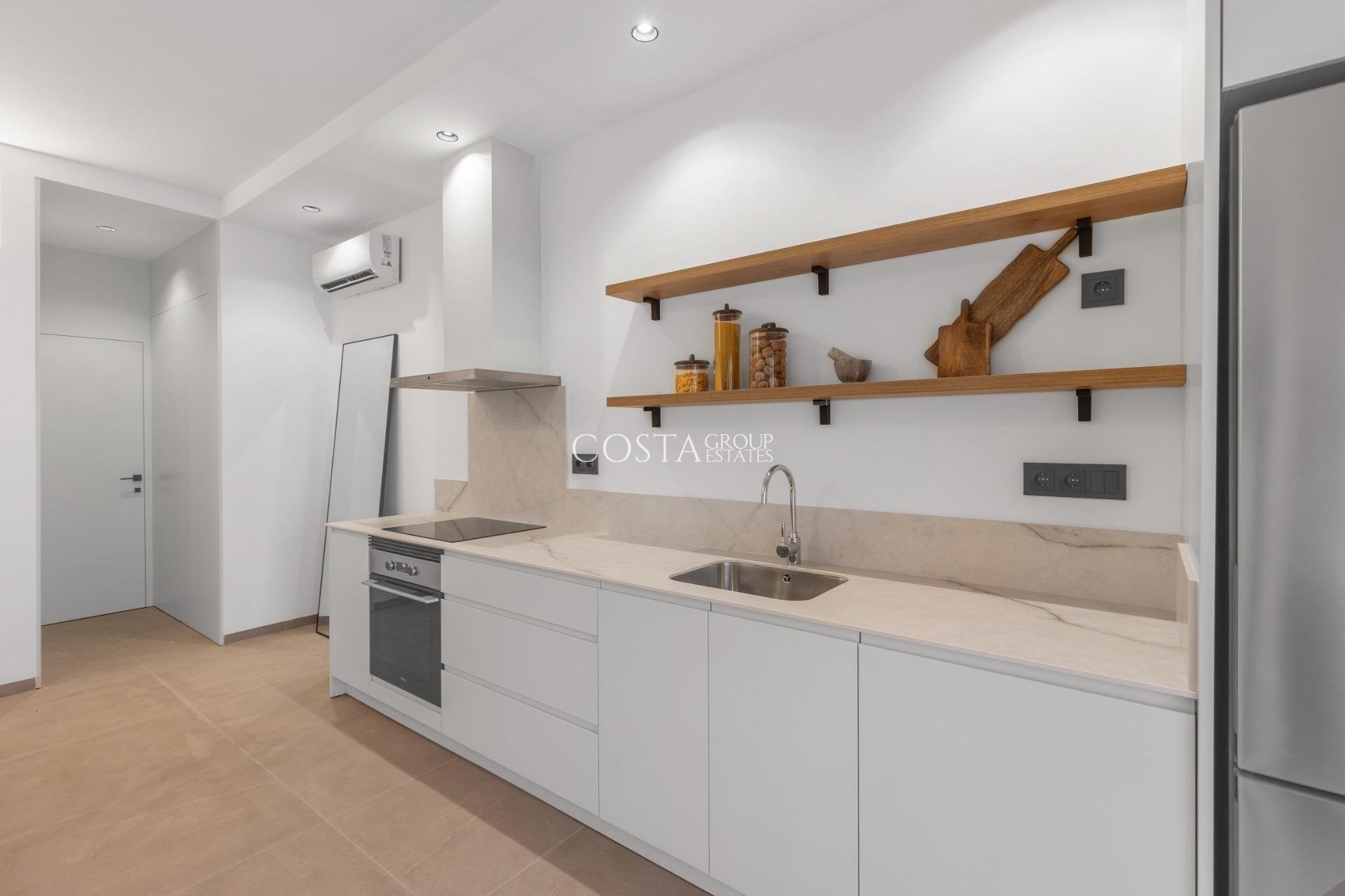 Nowy budynek - Apartments -
Torrevieja - Playa Los Naufragos