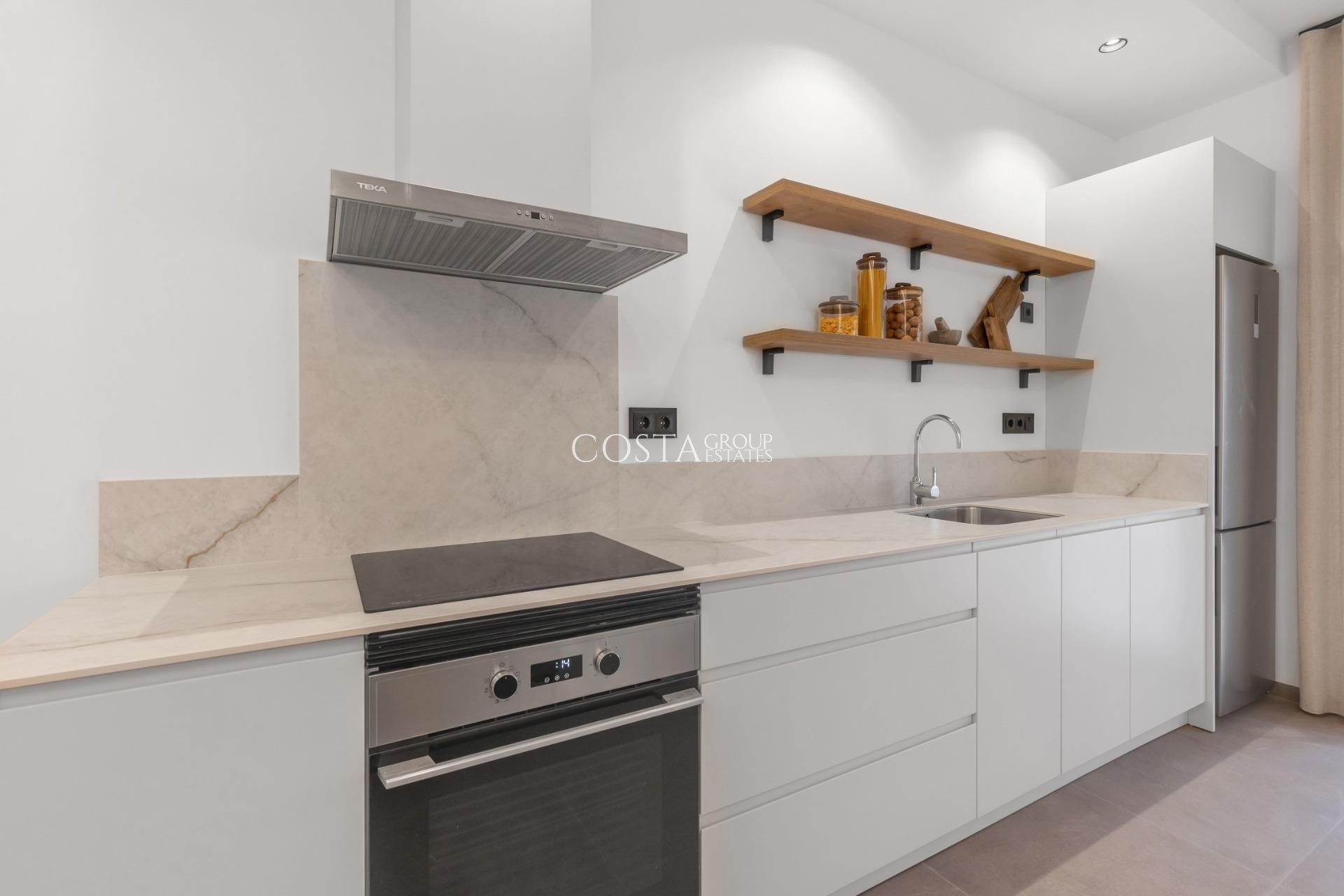 Nowy budynek - Apartments -
Torrevieja - Playa Los Naufragos