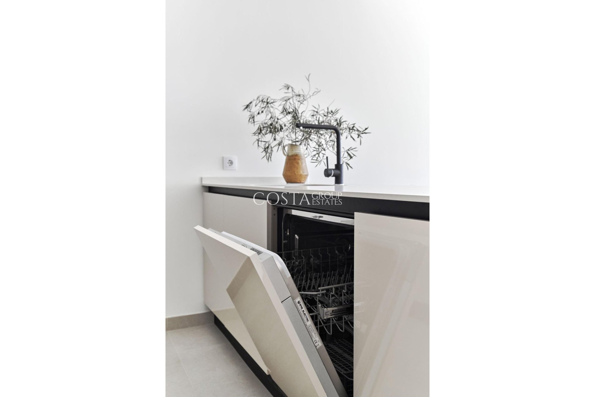 Nowy budynek - Apartments -
Torrevieja - Villa Amalia