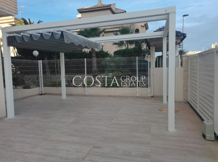 Nowy budynek - Apartments -
Torrevieja