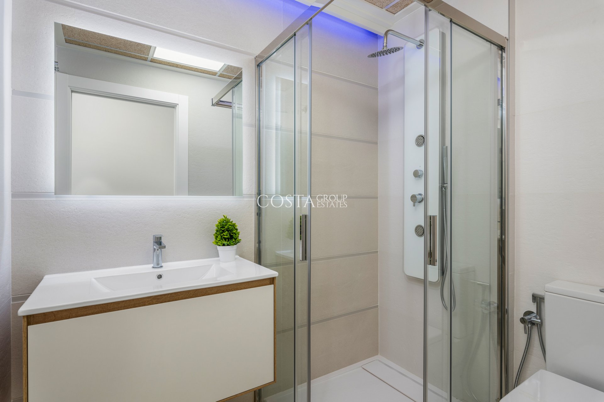 Nowy budynek - Apartments -
Torrevieja