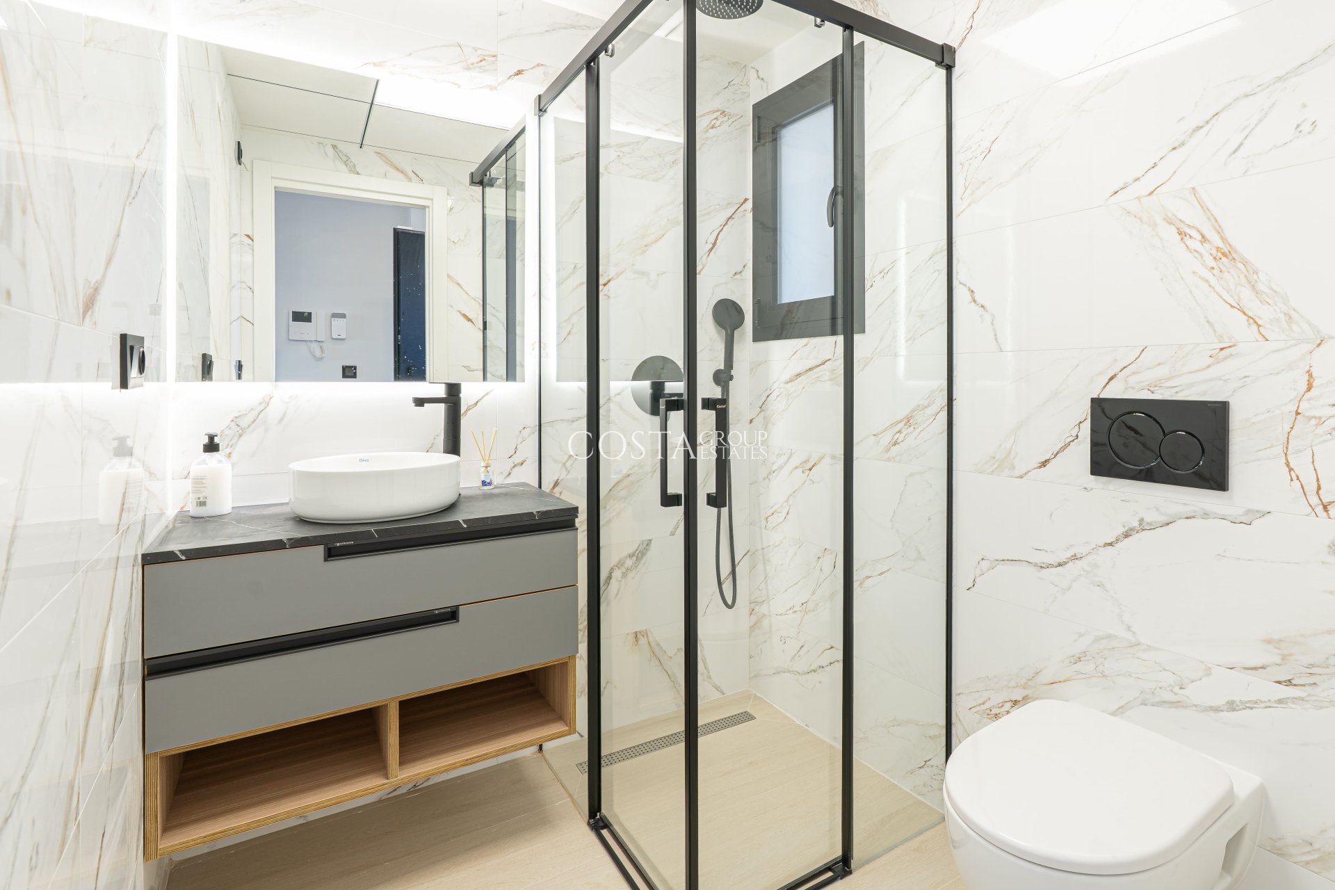 Nowy budynek - Apartments -
Vera