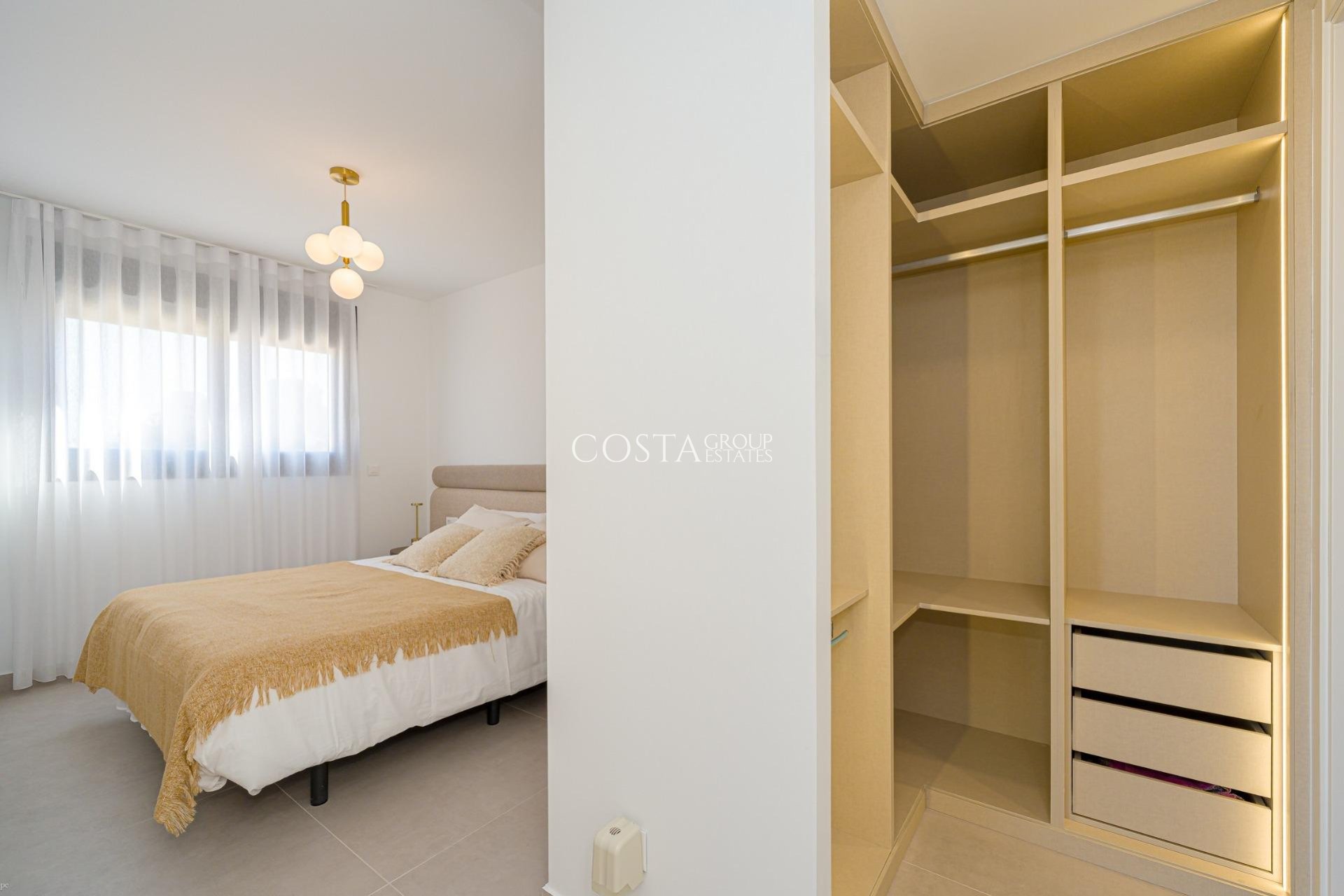 Nowy budynek - Apartments -
Villajoyosa - Cala de Finestrat
