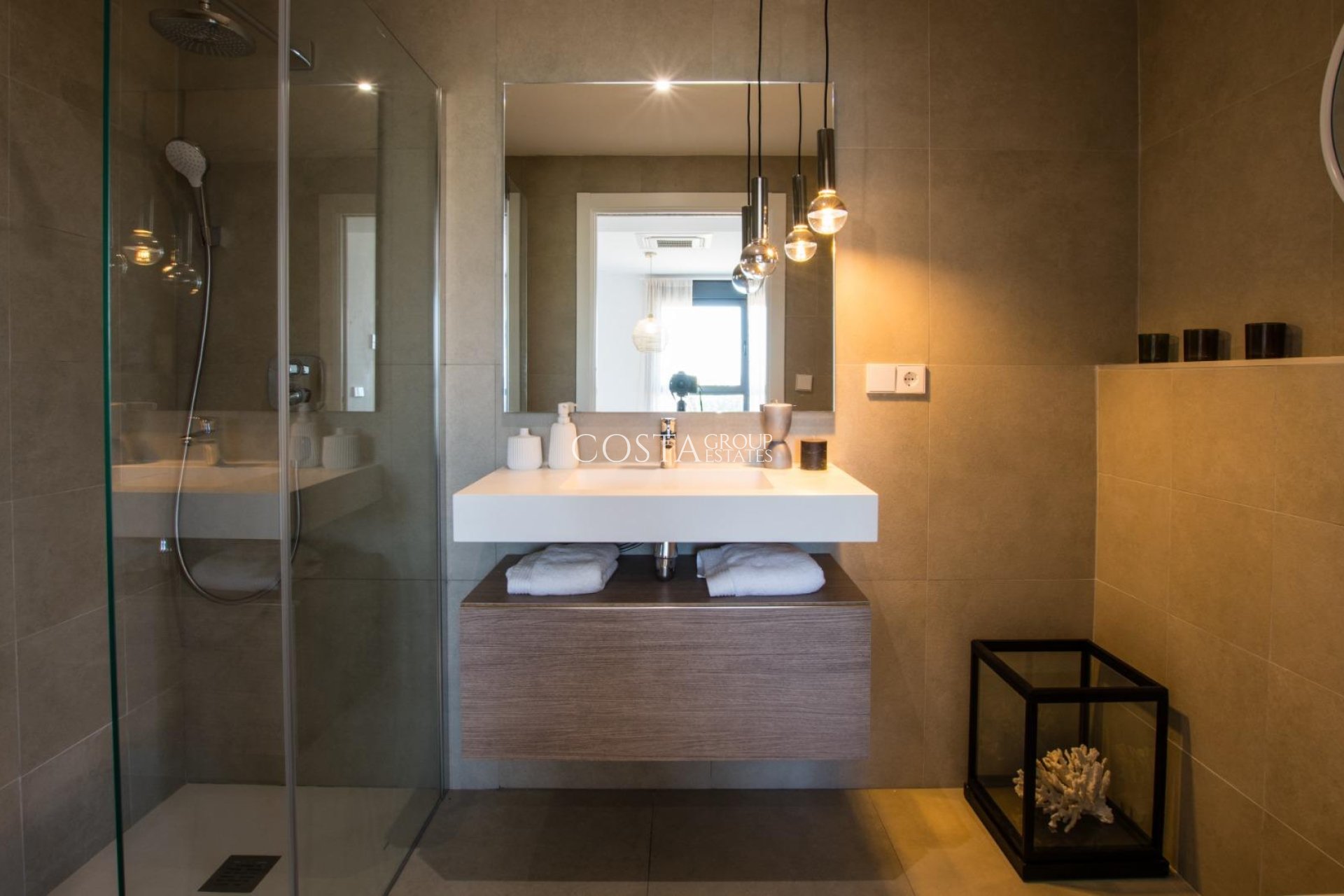 Nowy budynek - Apartments -
Villajoyosa - Playa del Torres