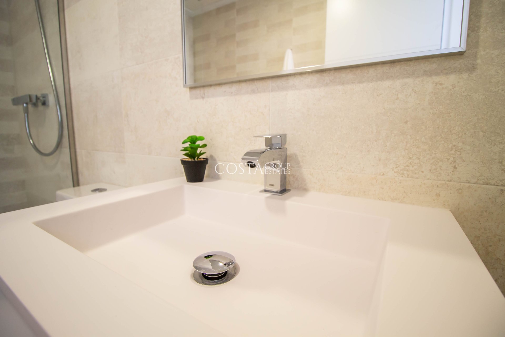 Nowy budynek - Apartments -
Vistabella