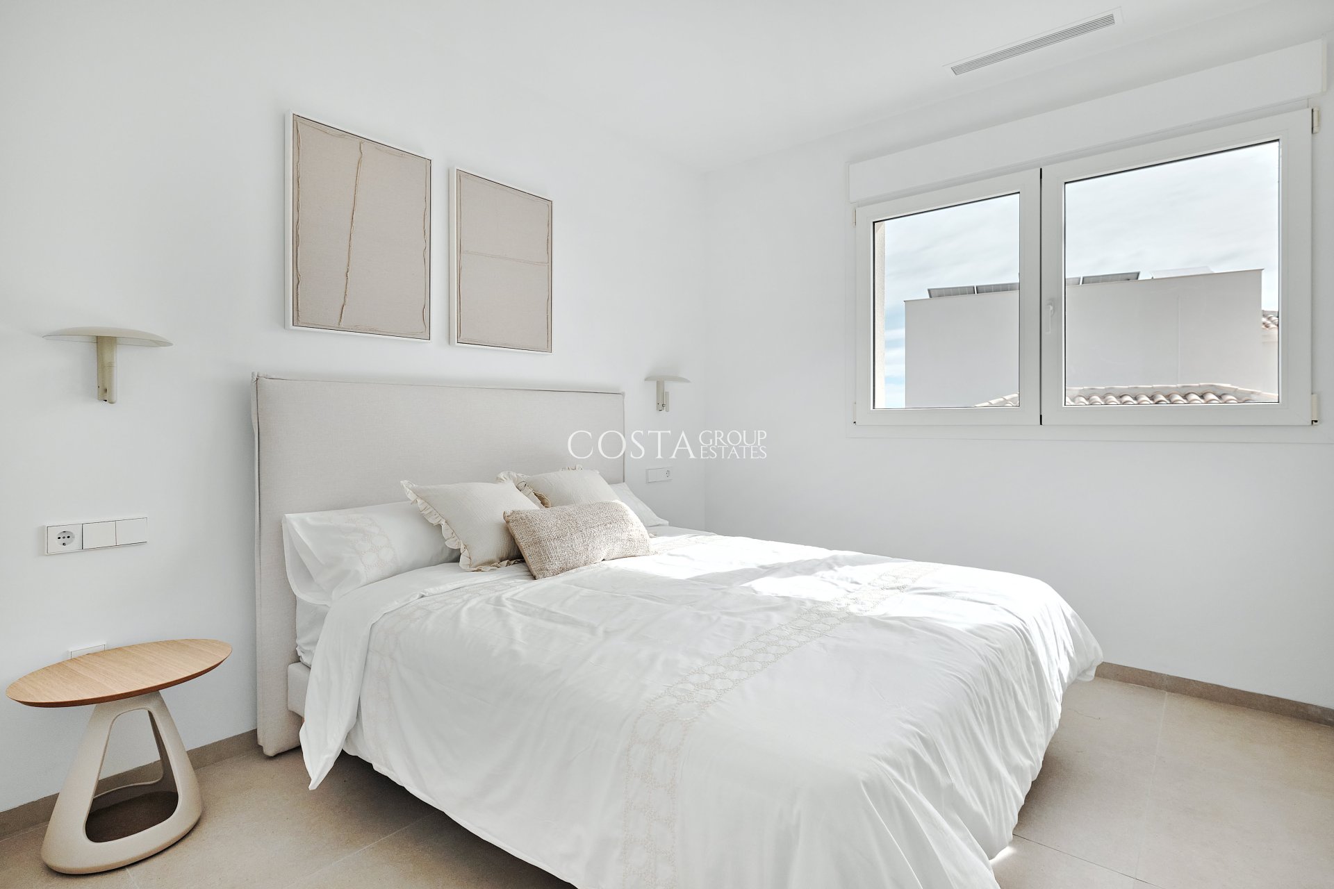 Nowy budynek - detached -
Los Montesinos