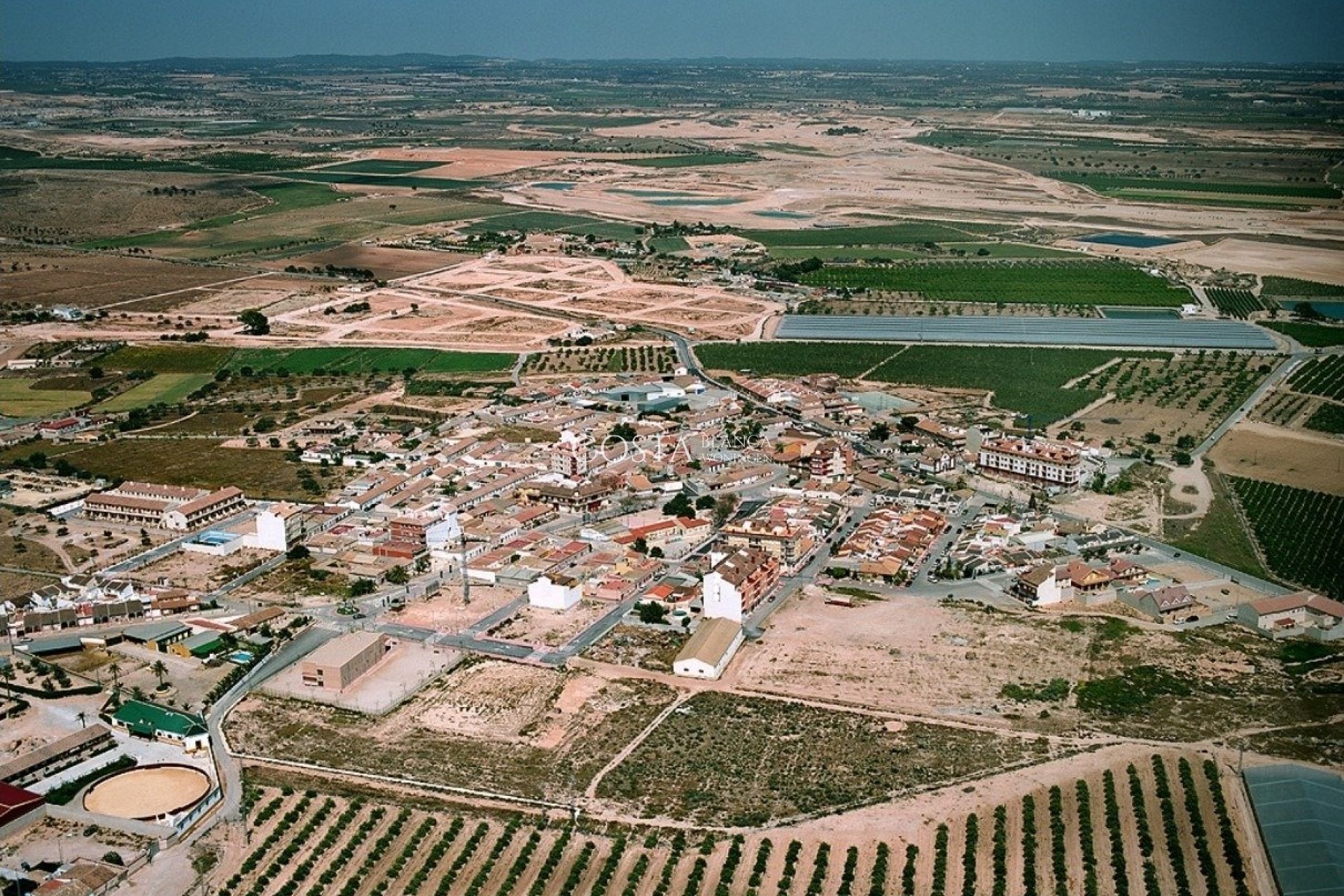 Nowy budynek - Dom -
Avileses