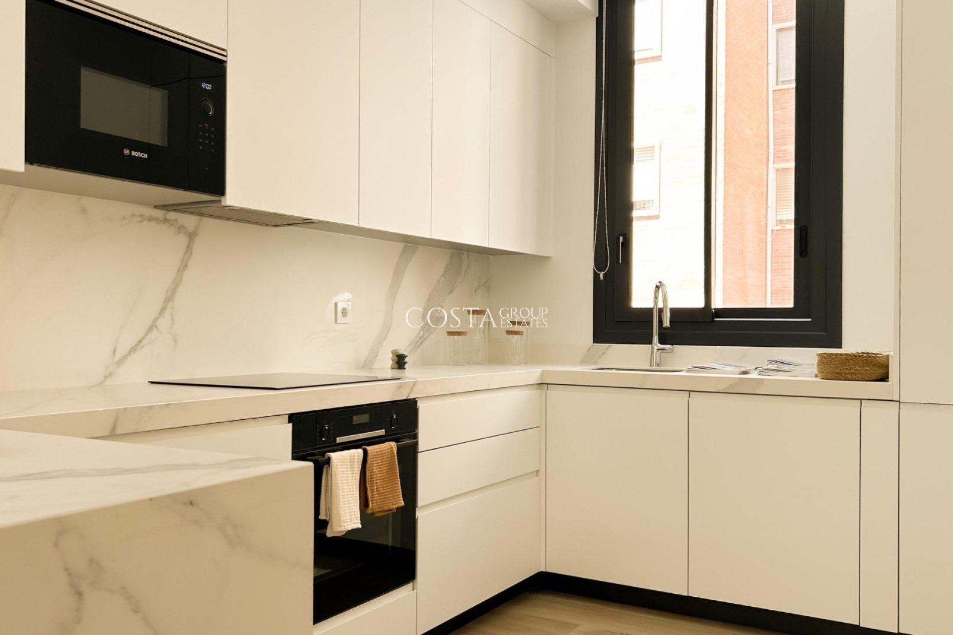 Nowy budynek - Dom -
Málaga - El Limonar