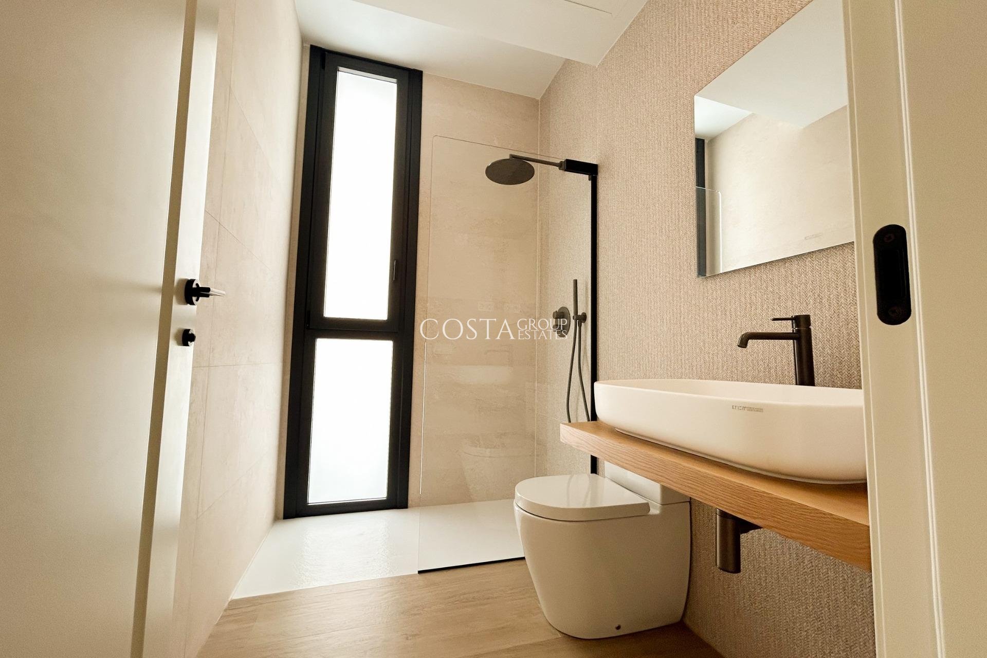 Nowy budynek - Dom -
Málaga - El Limonar