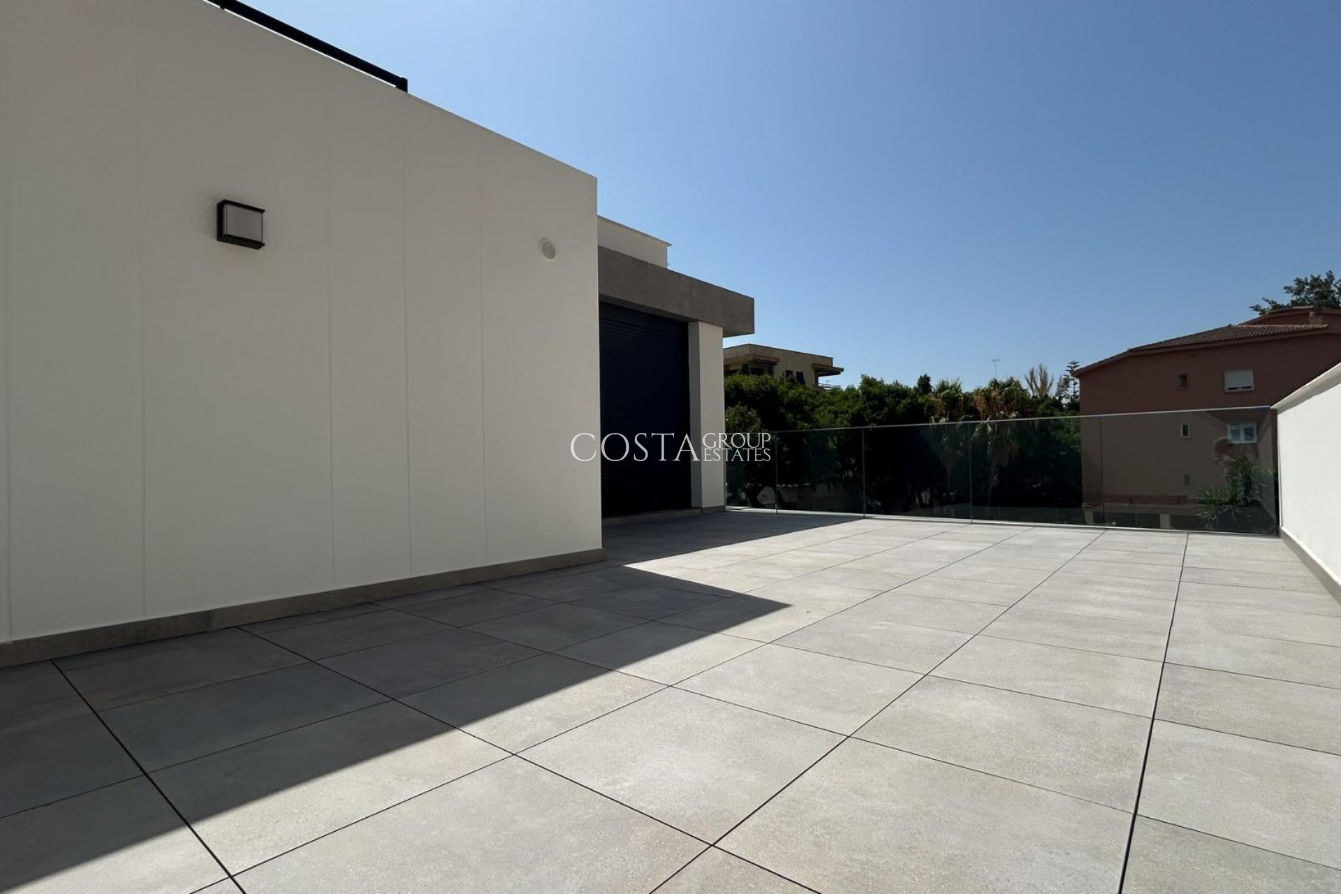 Nowy budynek - Dom -
Málaga - El Limonar