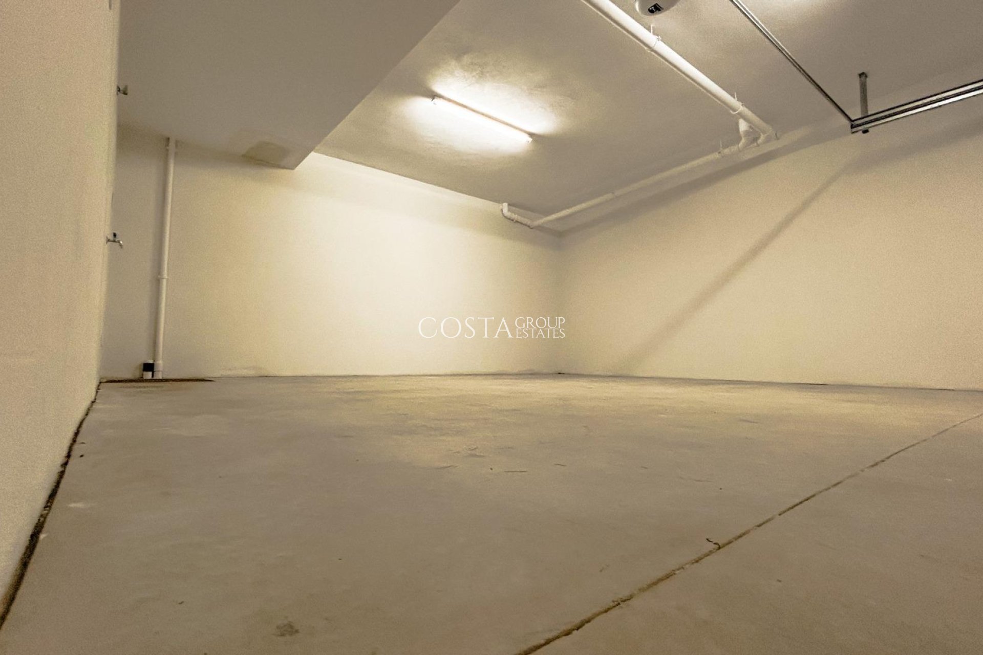 Nowy budynek - Dom -
Málaga - El Limonar