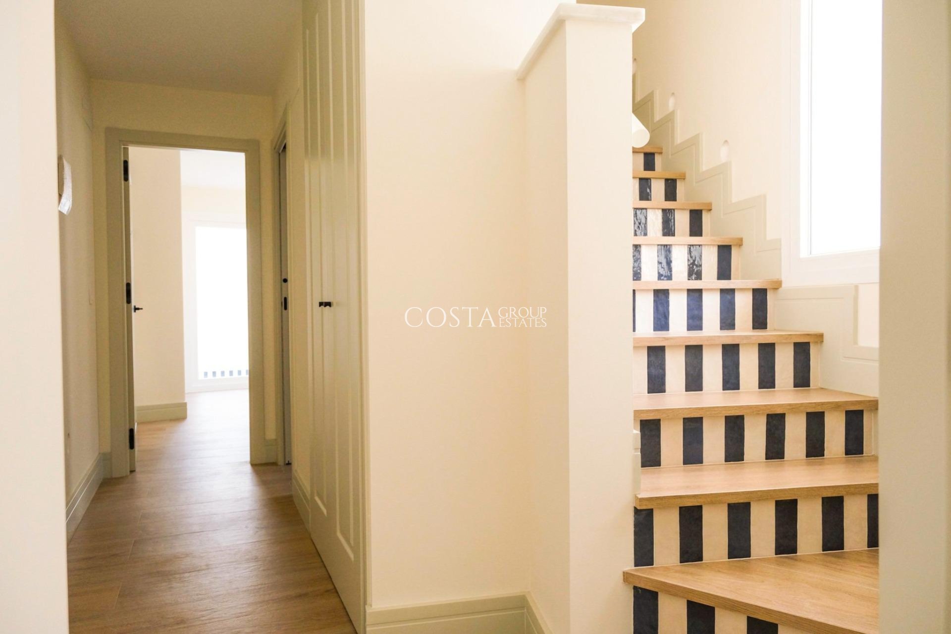 Nowy budynek - Dom -
Málaga - Playa de la Malagueta