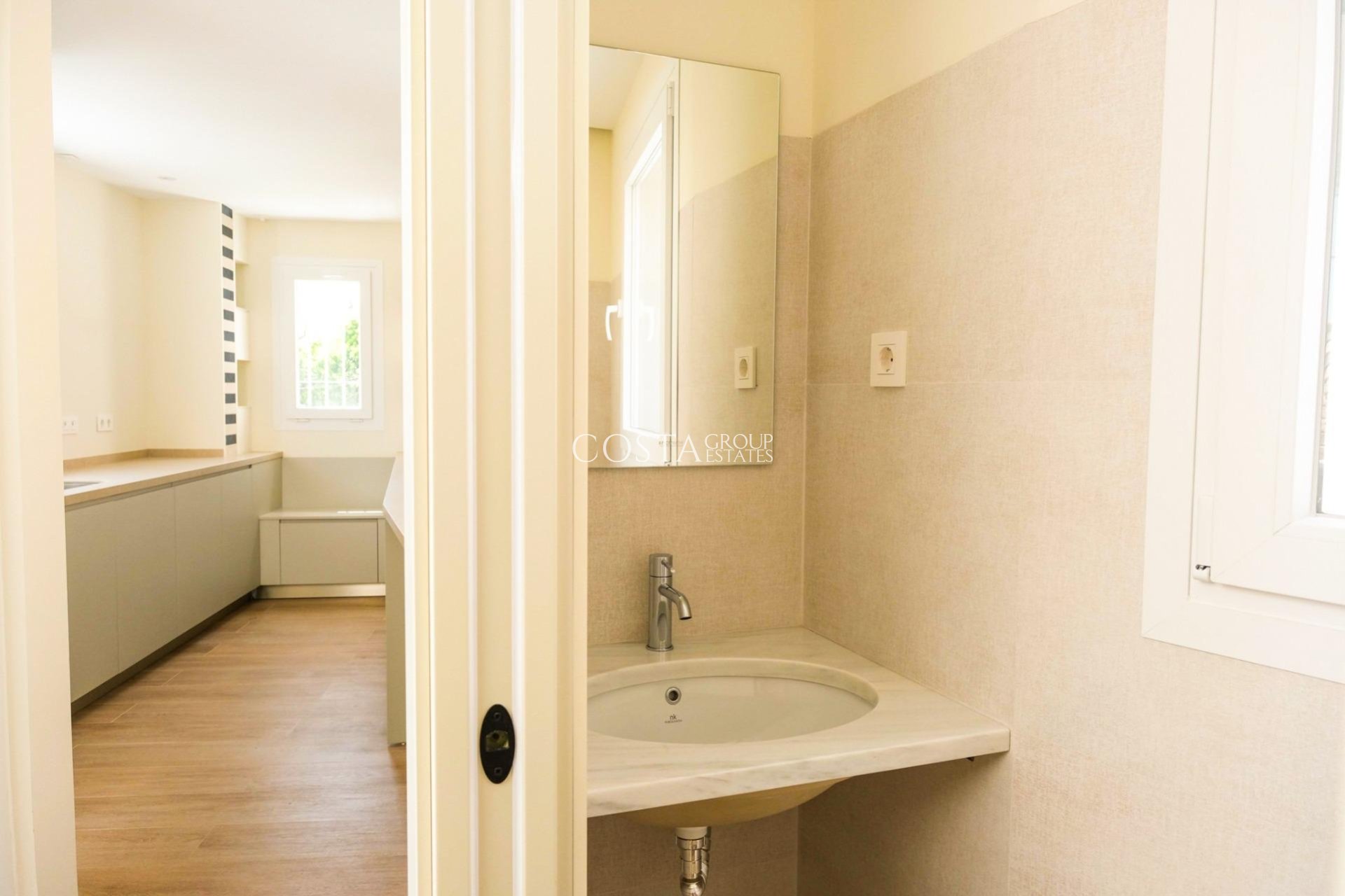 Nowy budynek - Dom -
Málaga - Playa de la Malagueta