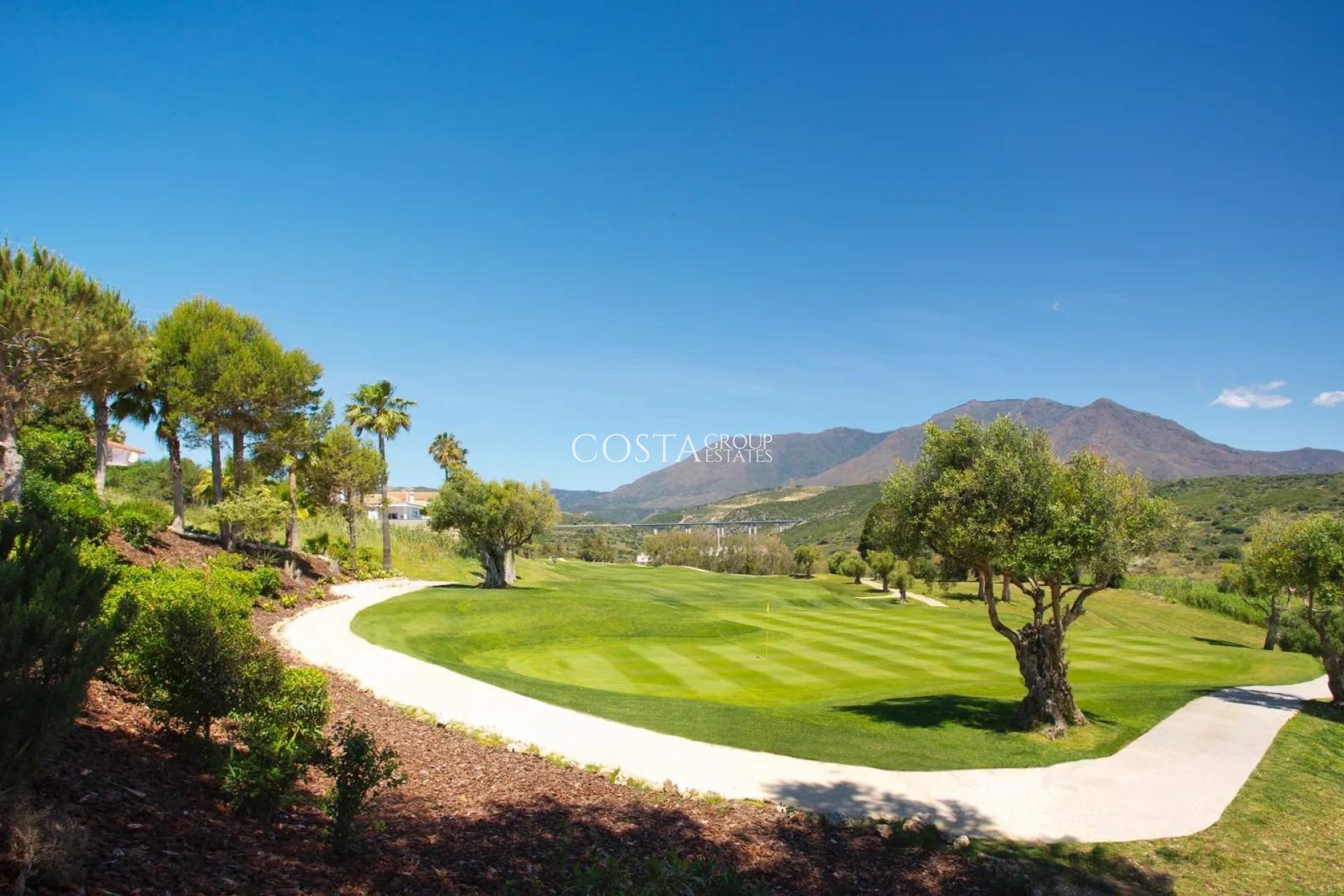 Nowy budynek - Ground floor apartment -
Estepona - Estepona Golf
