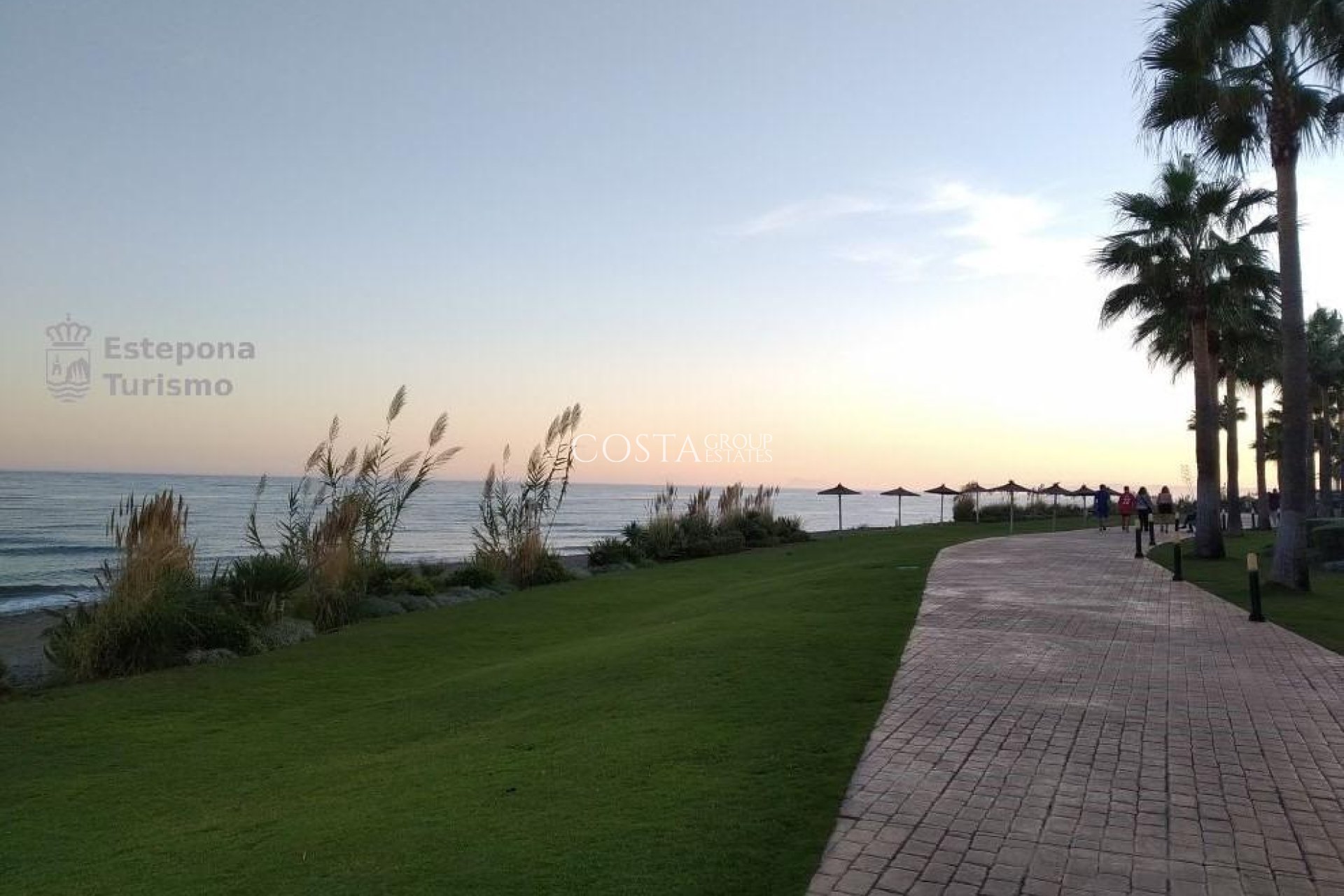 Nowy budynek - Ground floor apartment -
Estepona - Playa de La Rada