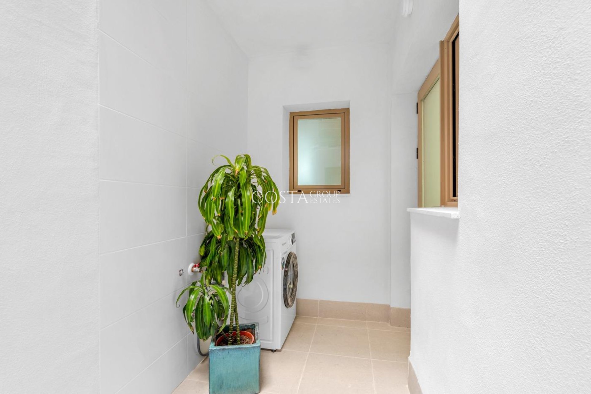 Nowy budynek - Ground floor apartment -
Jacarilla - pueblo