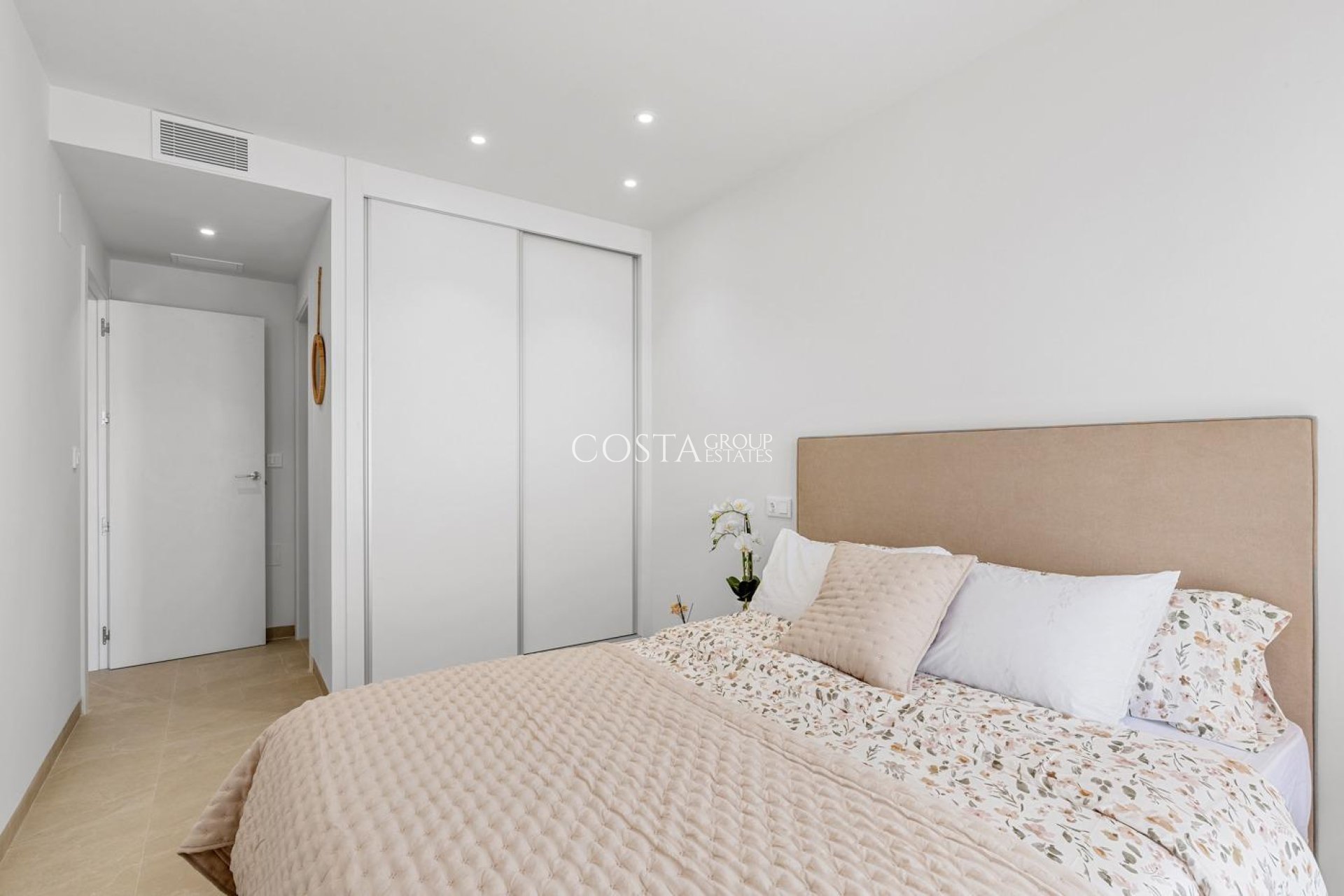 Nowy budynek - Ground floor apartment -
Jacarilla - pueblo