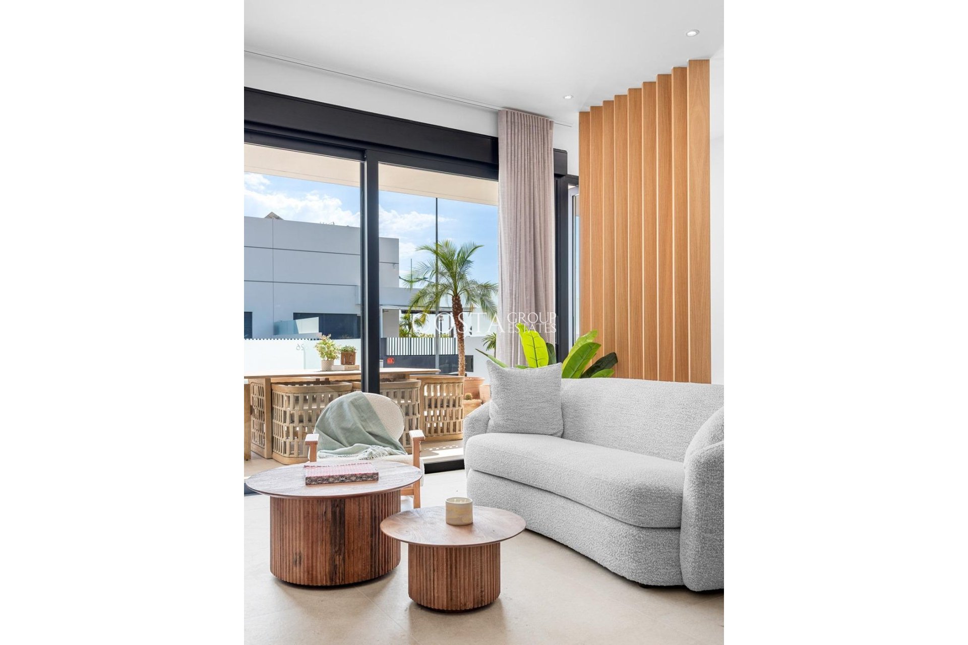 Nowy budynek - Semidetached -
Dolores - Sector 3