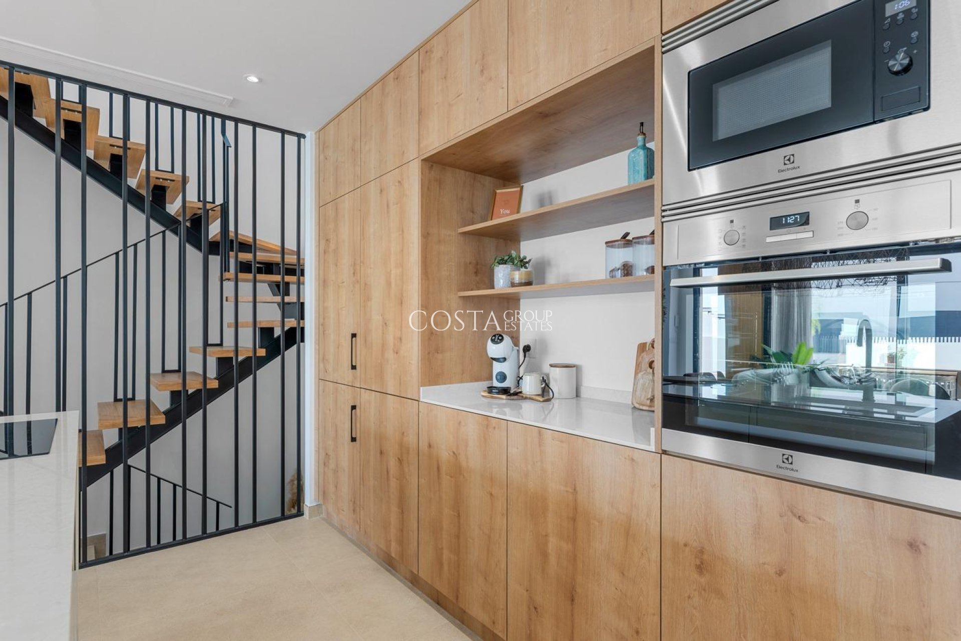 Nowy budynek - Semidetached -
Dolores - Sector 3