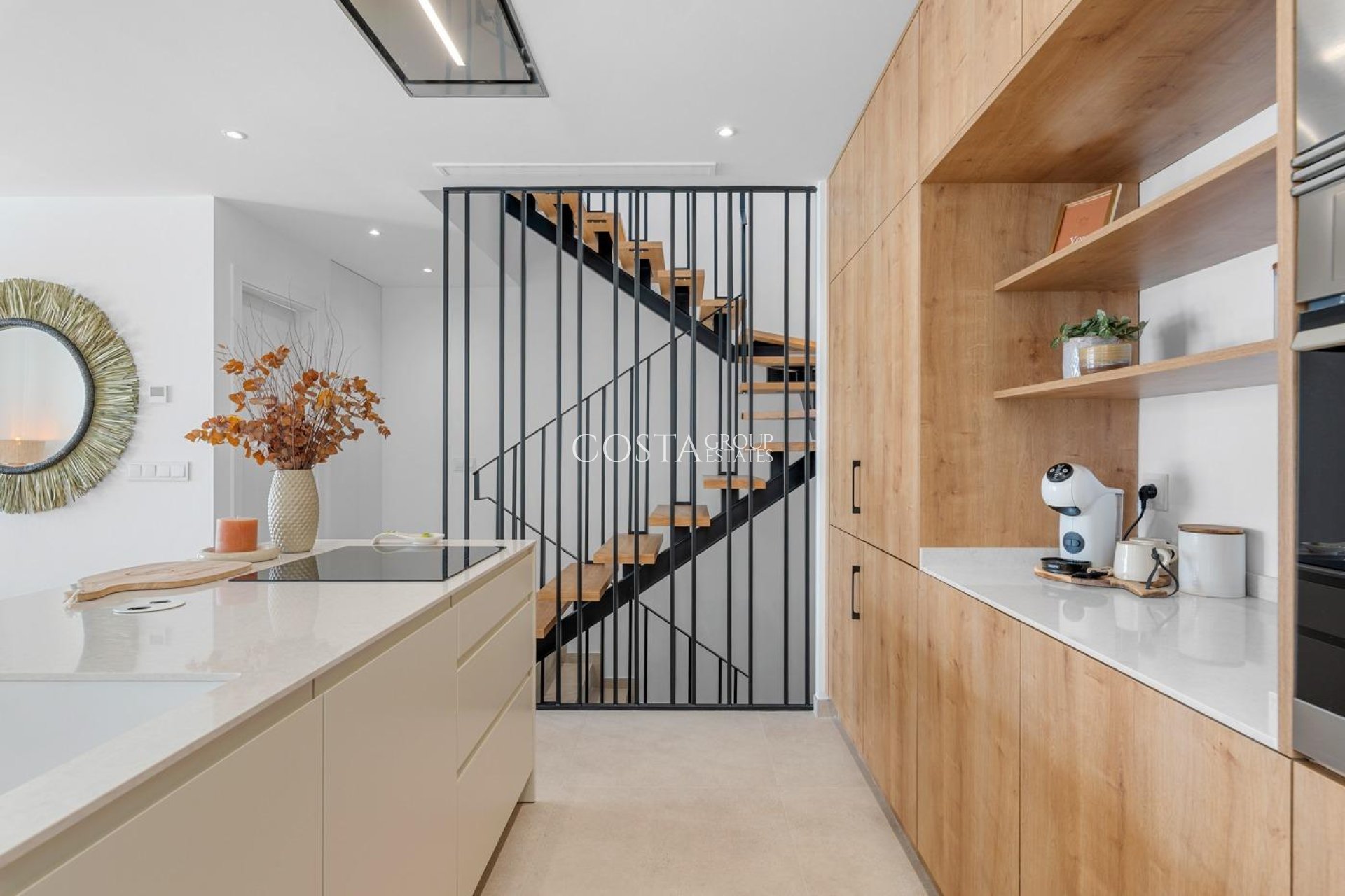 Nowy budynek - Semidetached -
Dolores - Sector 3