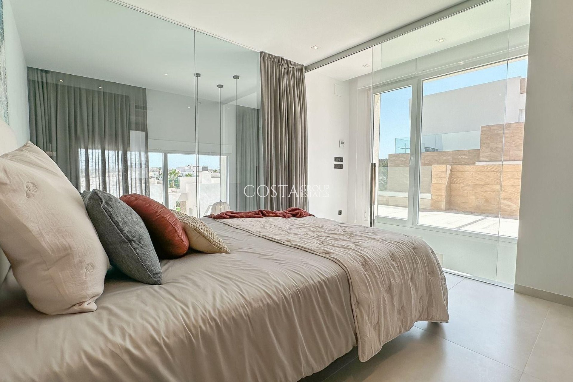 Nowy budynek - Willa -
Algorfa - La Finca Golf