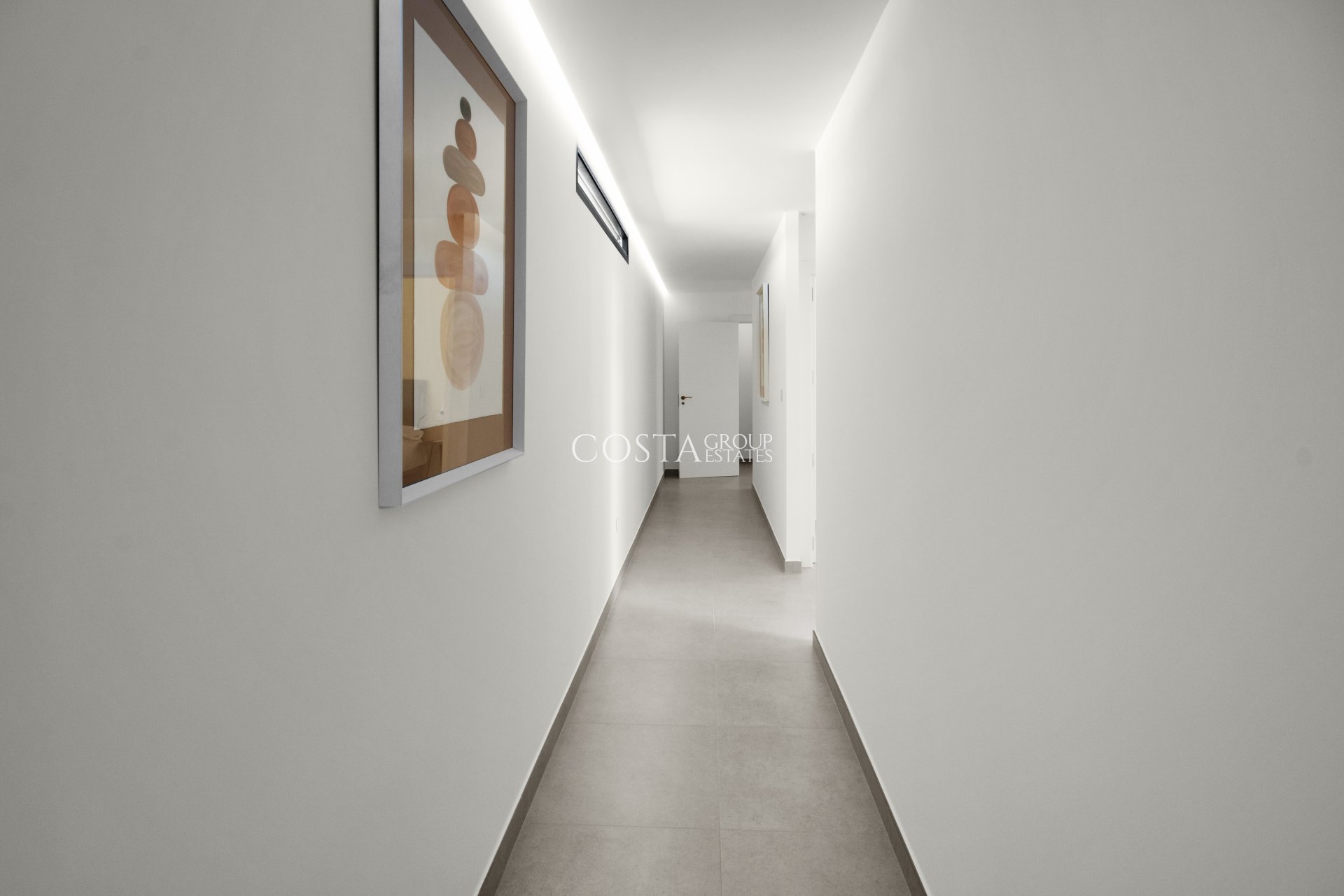 Nowy budynek - Willa -
Altaona Golf & Country Village