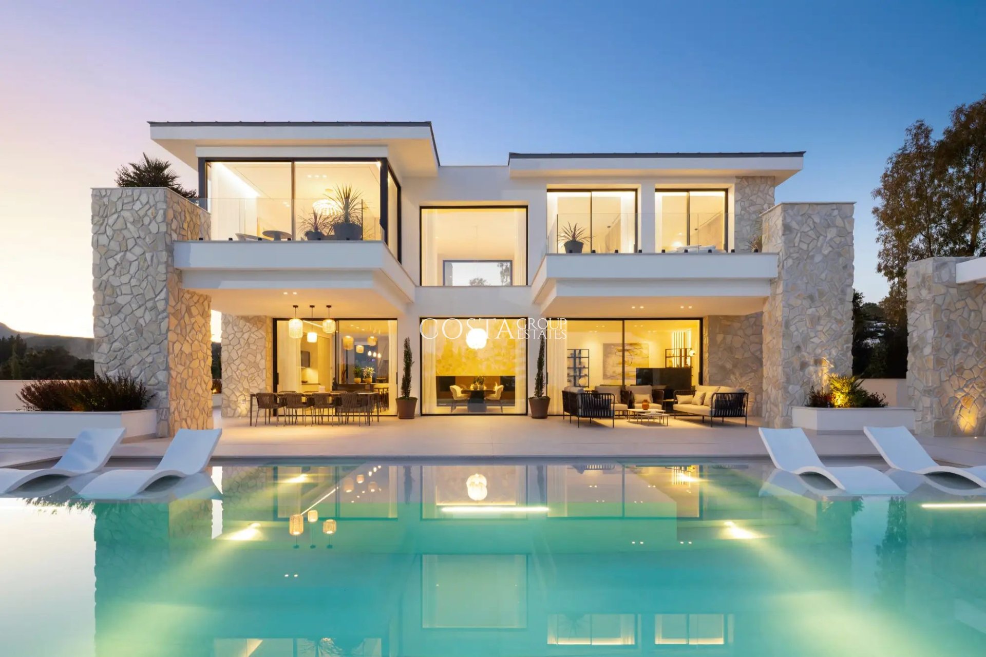 Nowy budynek - Willa -
Benahavís