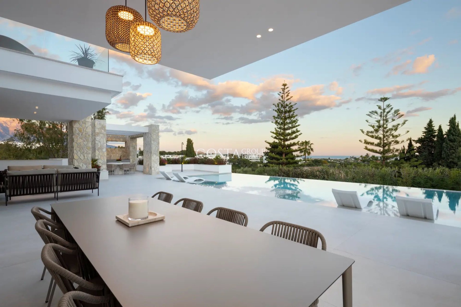 Nowy budynek - Willa -
Benahavís