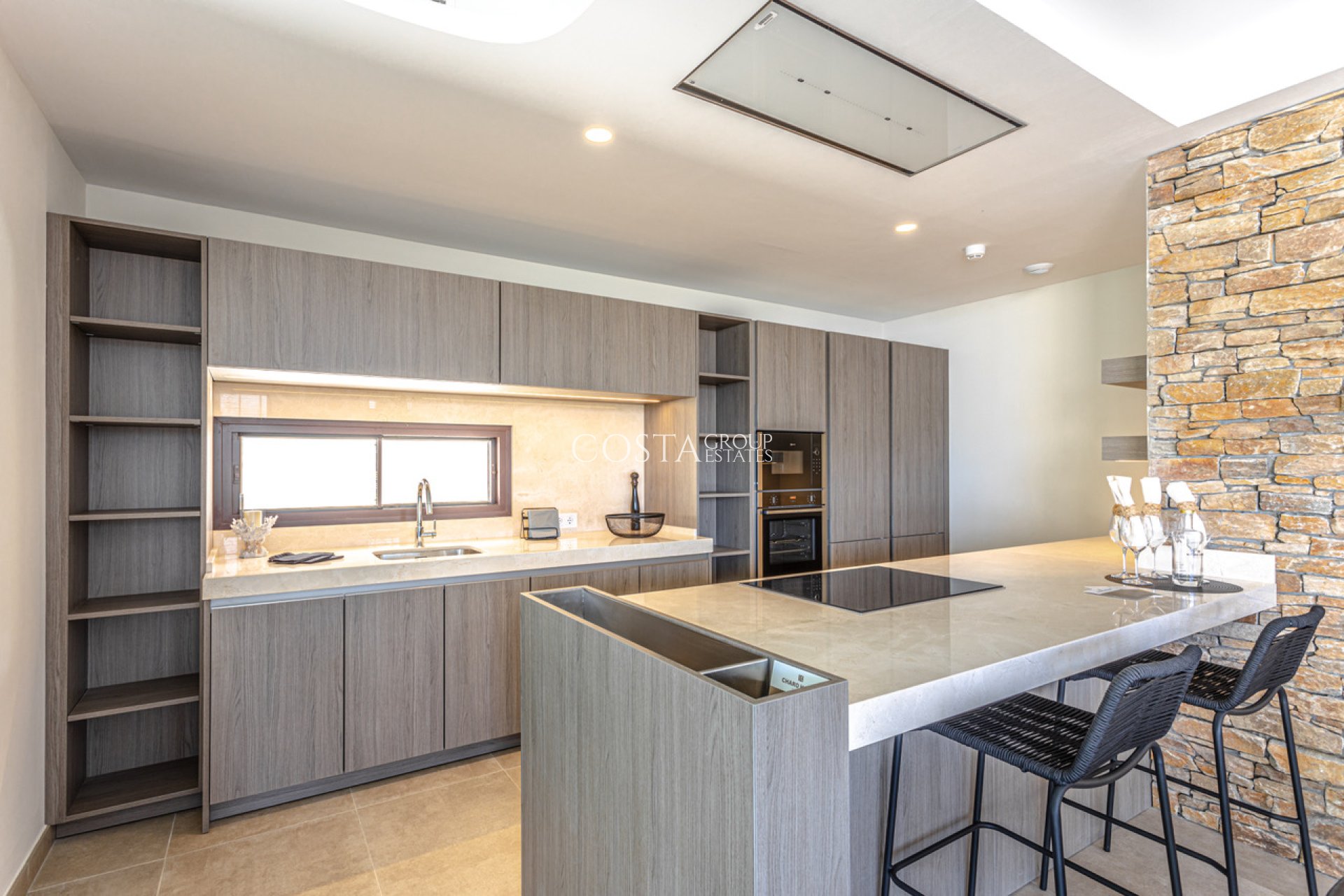 Nowy budynek - Willa -
Benahavís