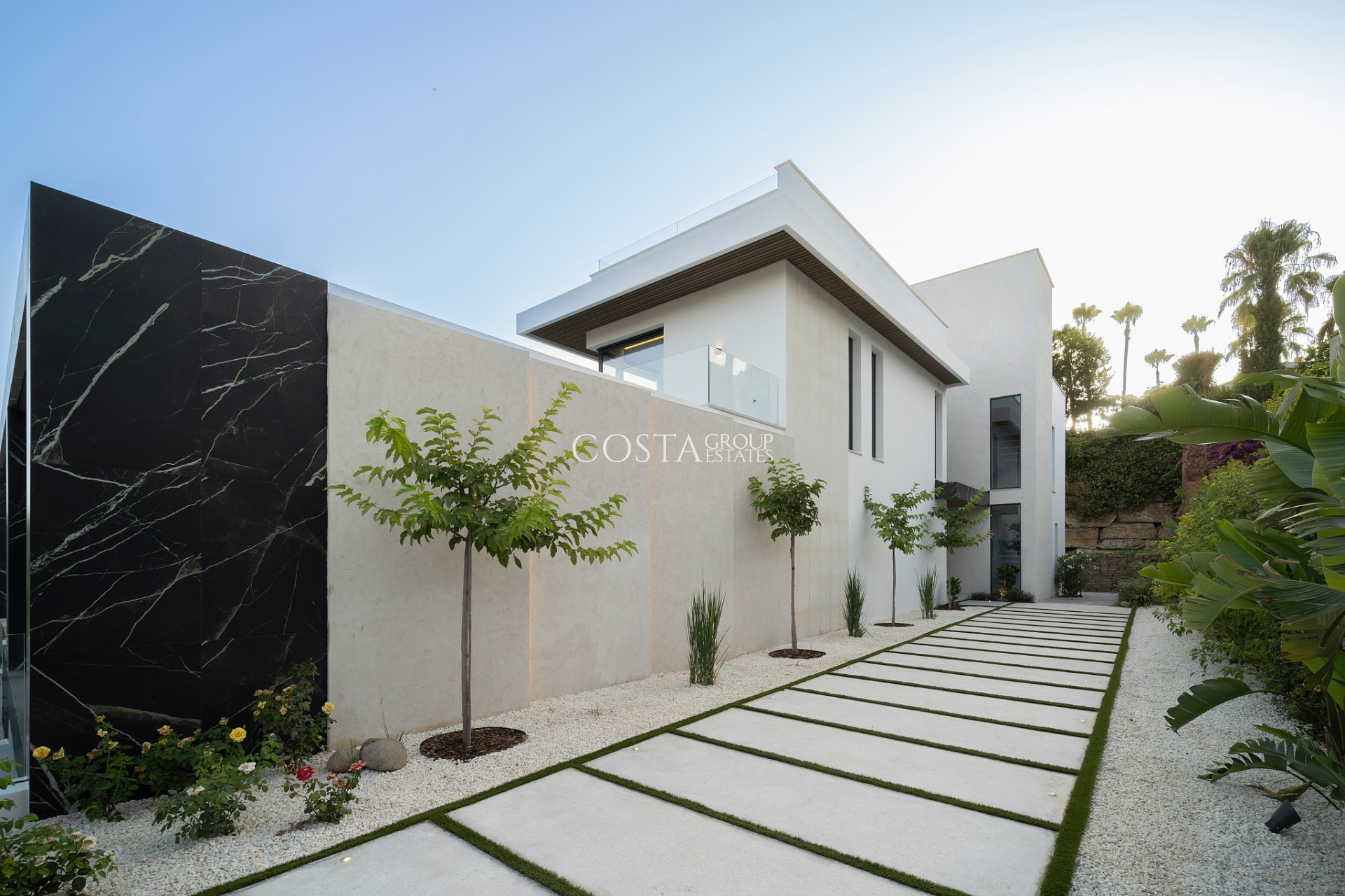 Nowy budynek - Willa -
Benahavís