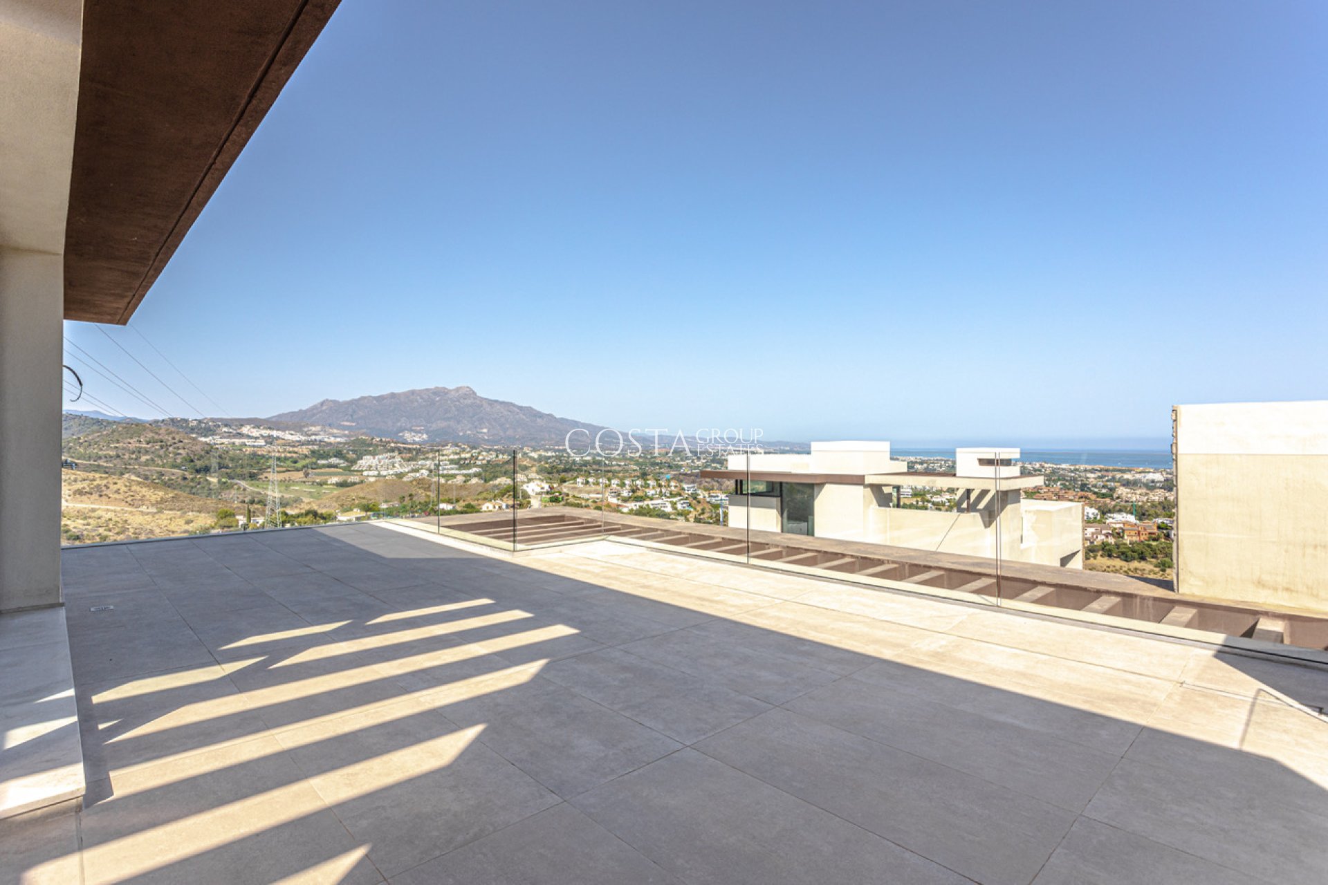 Nowy budynek - Willa -
Benahavís