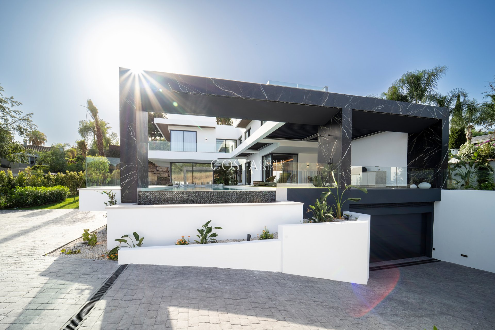 Nowy budynek - Willa -
Benahavís