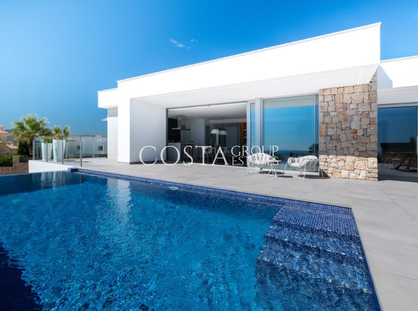 Nowy budynek - Willa -
Benitachell