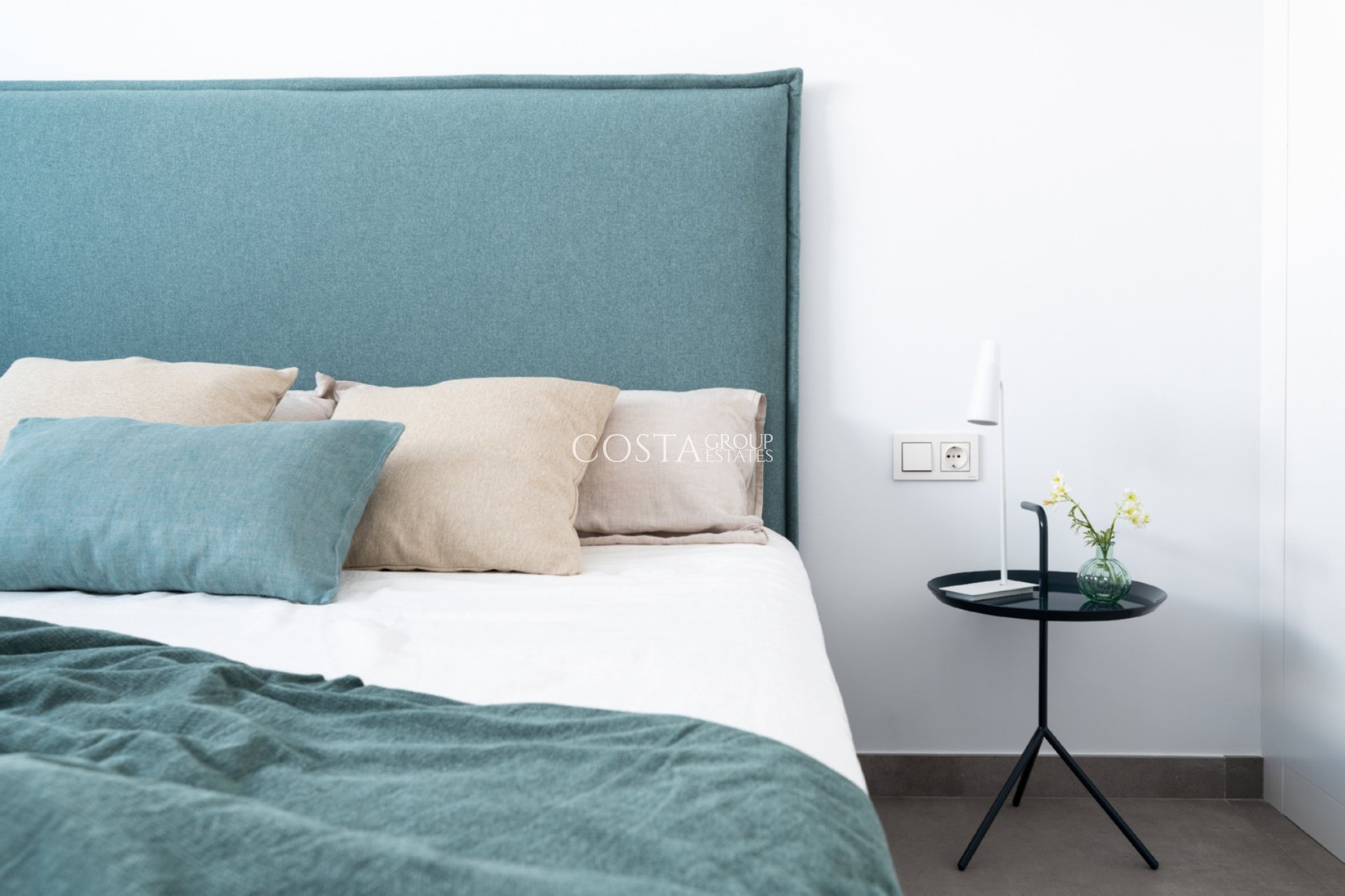 Nowy budynek - Willa -
Benitachell