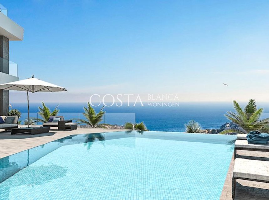 Nowy budynek - Willa -
Calpe
