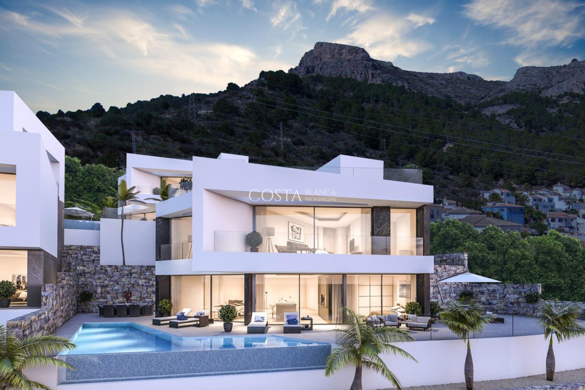 Nowy budynek - Willa -
Calpe