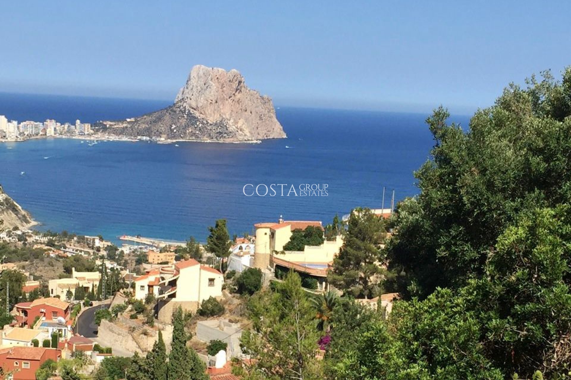 Nowy budynek - Willa -
Calpe