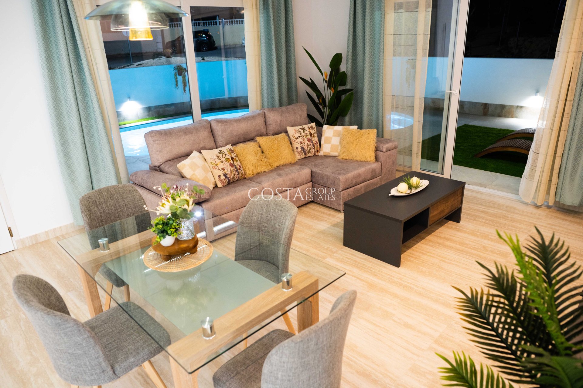 Nowy budynek - Willa -
Ciudad Quesada