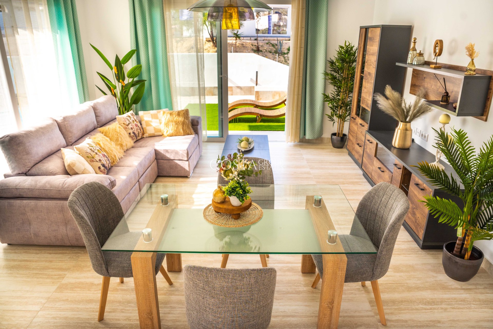 Nowy budynek - Willa -
Ciudad Quesada